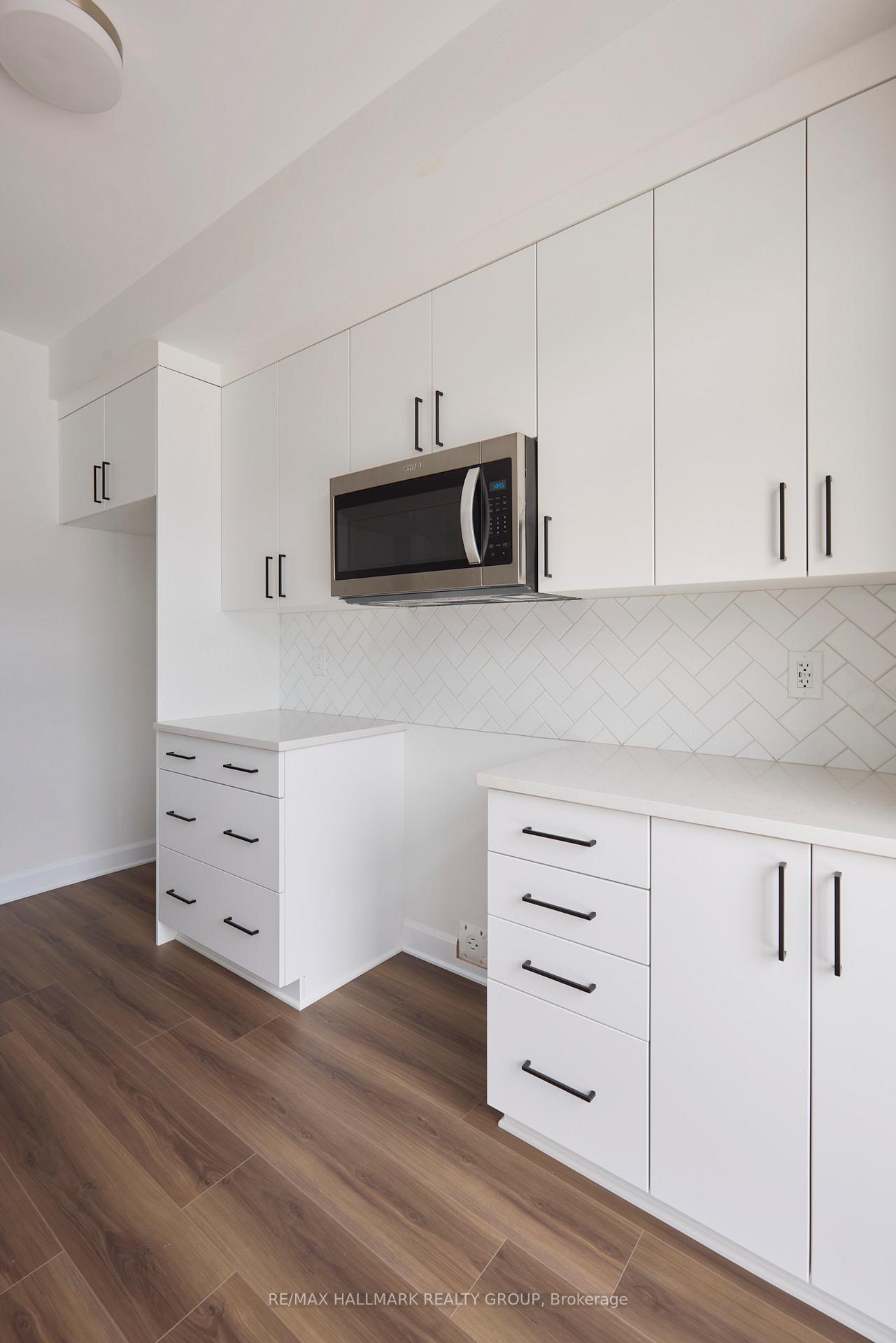 Photo 13 of 547 Roundhouse Crescent, Ottawa, Stittsville (South) — HOMEH