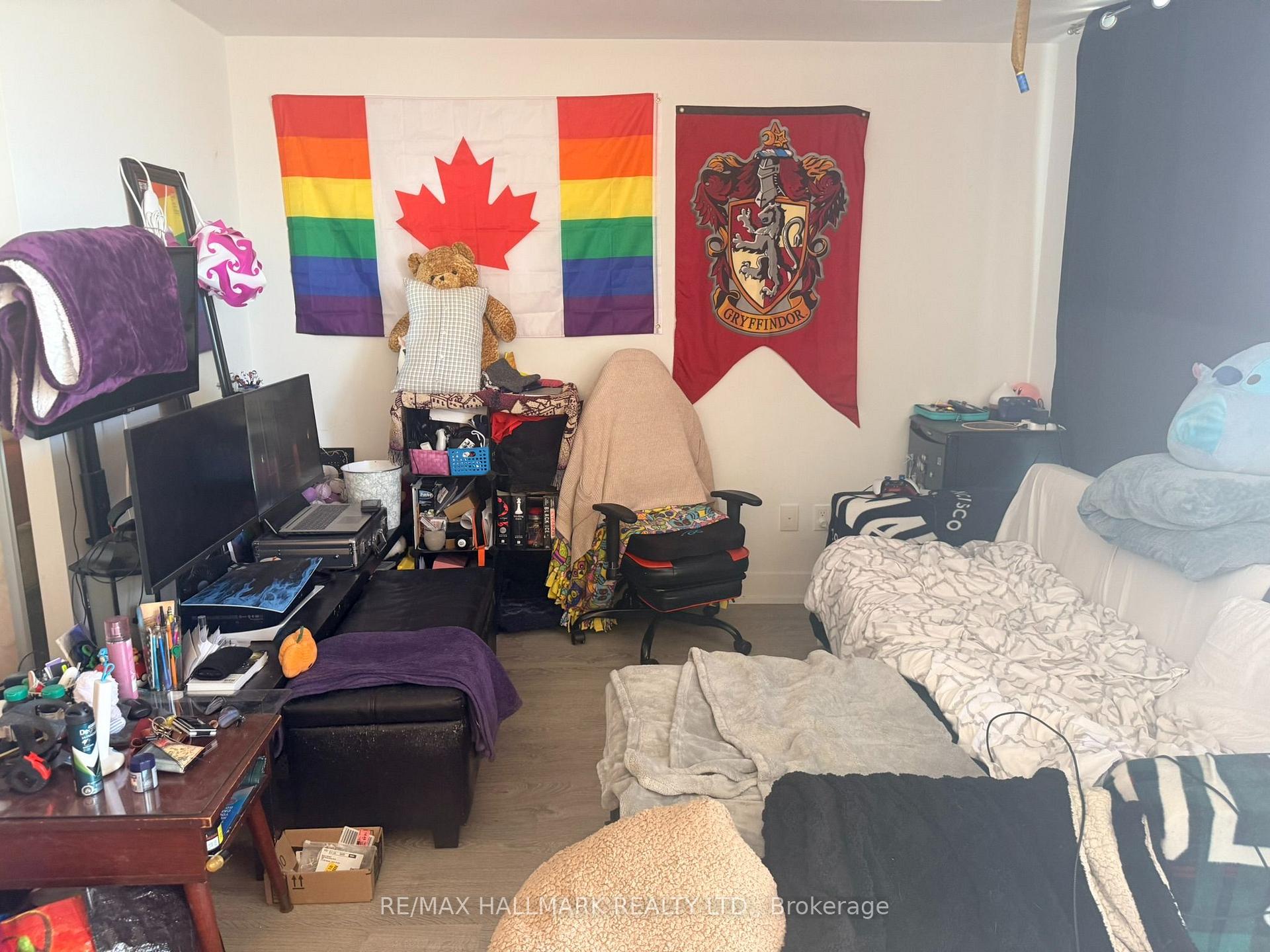 Photo 4 of Unit 1501, 2550 Simcoe Street N, Oshawa, Windfields — HOMEH