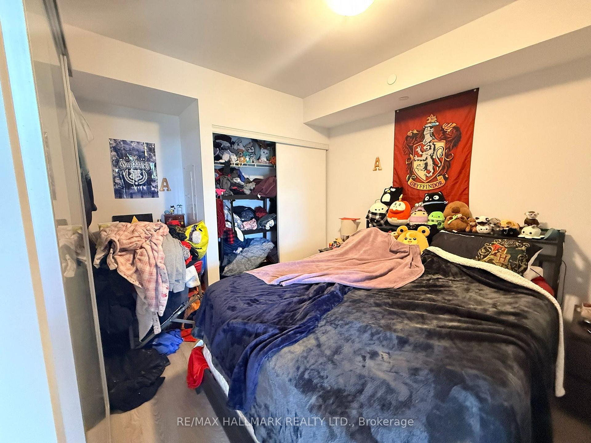 Photo 8 of Unit 1501, 2550 Simcoe Street N, Oshawa, Windfields — HOMEH