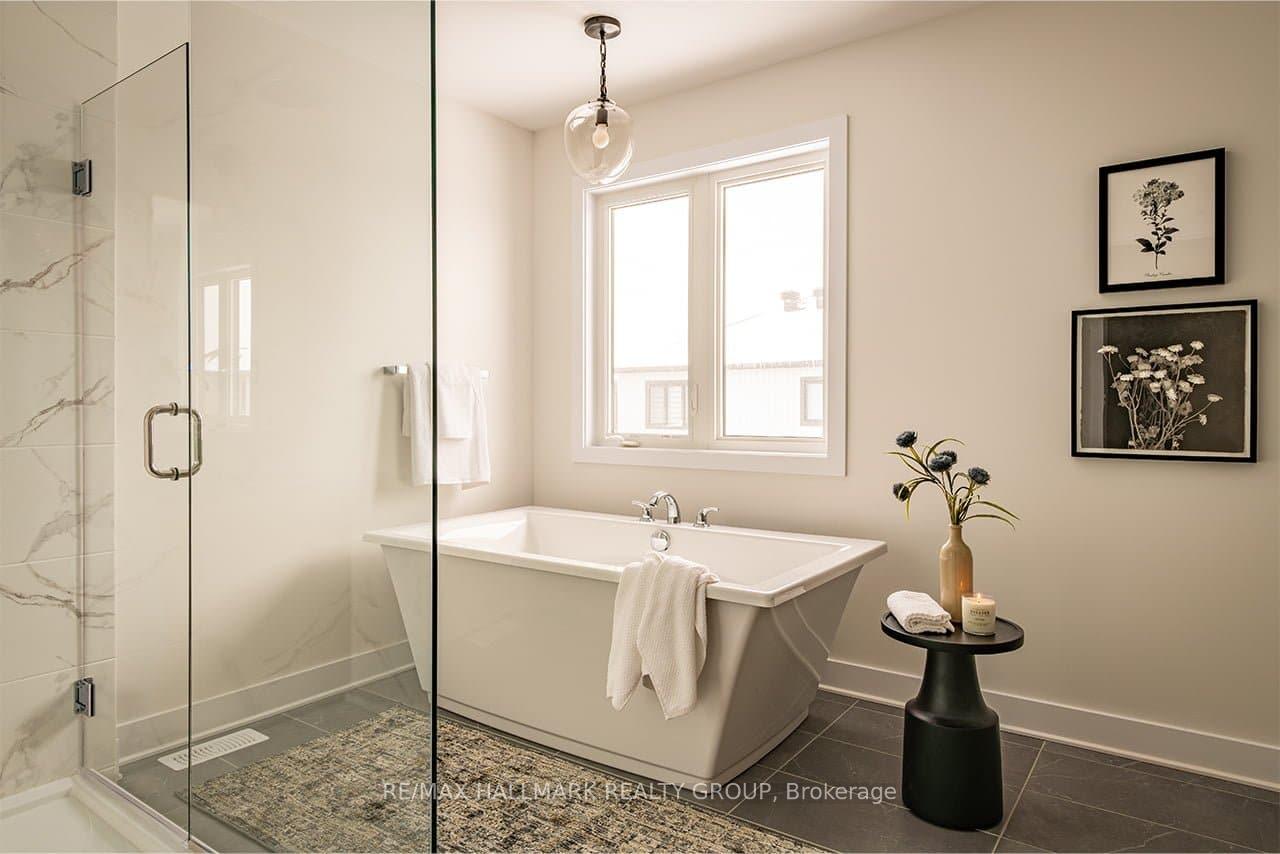 Photo 16 of 529 Brownrigg Way, Ottawa, Riverside South/Gloucester Glen — HOMEH