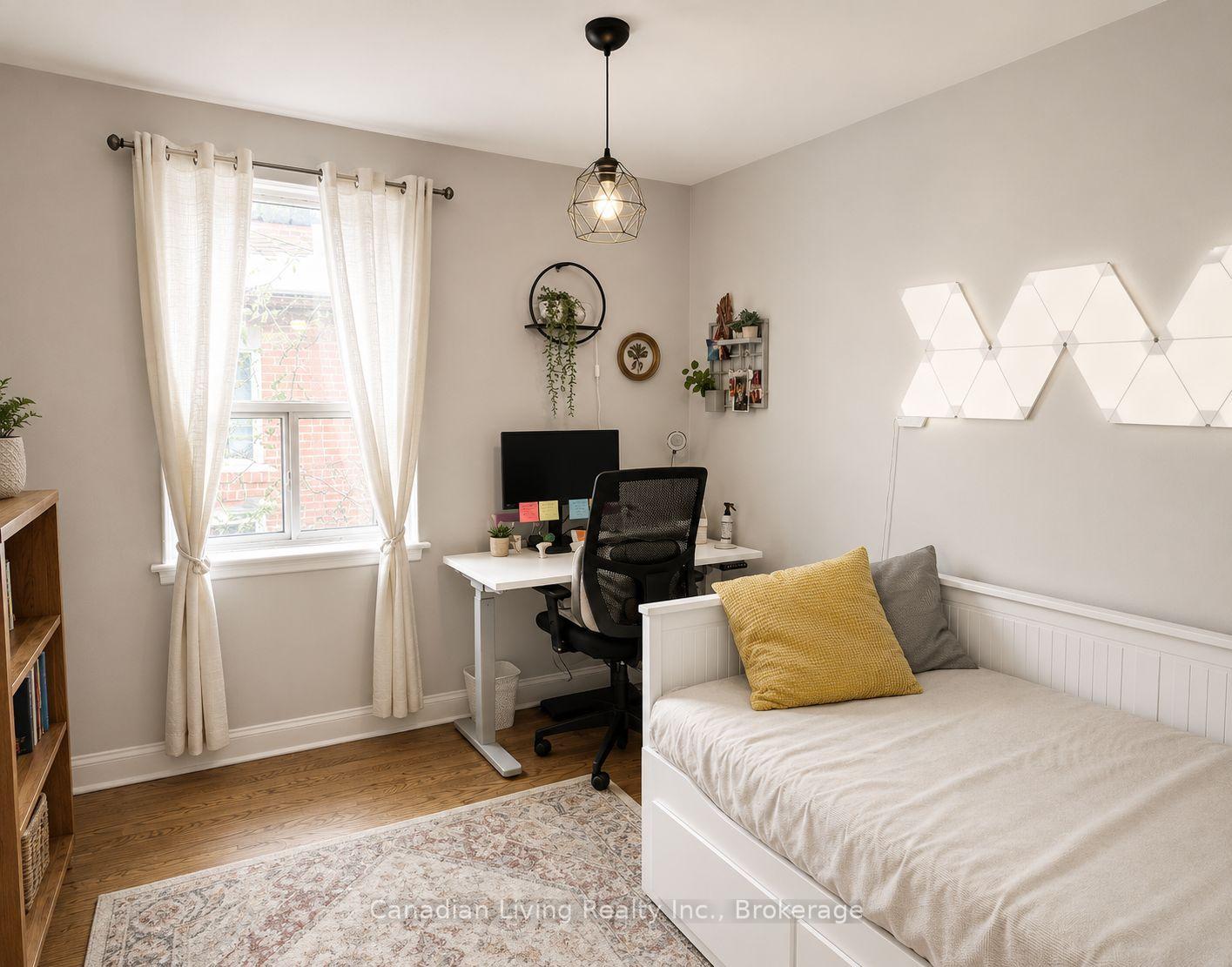 Photo 8 of 53 flintrdige Road, Scarborough, Dorset Park — HOMEH