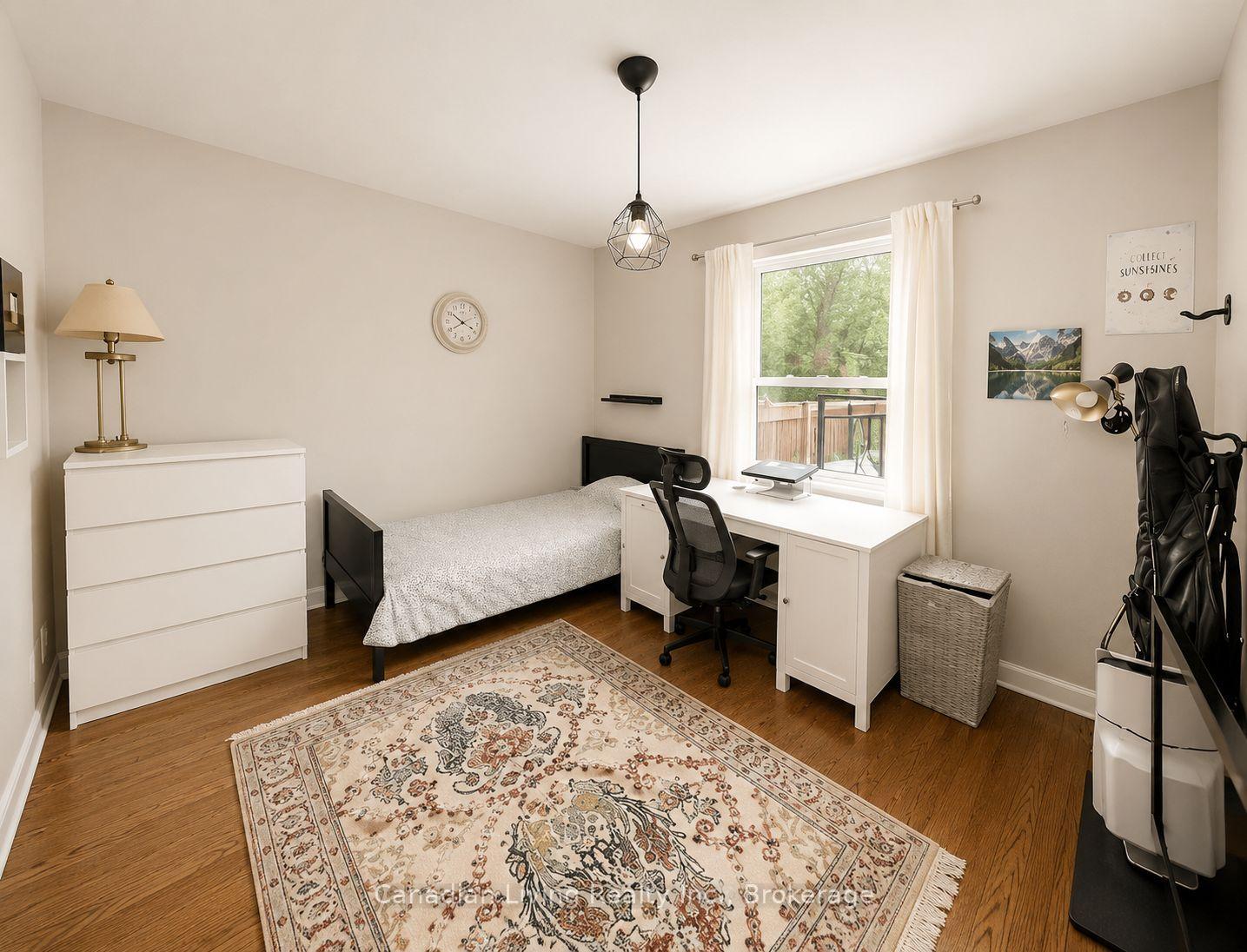 Photo 10 of 53 flintrdige Road, Scarborough, Dorset Park — HOMEH