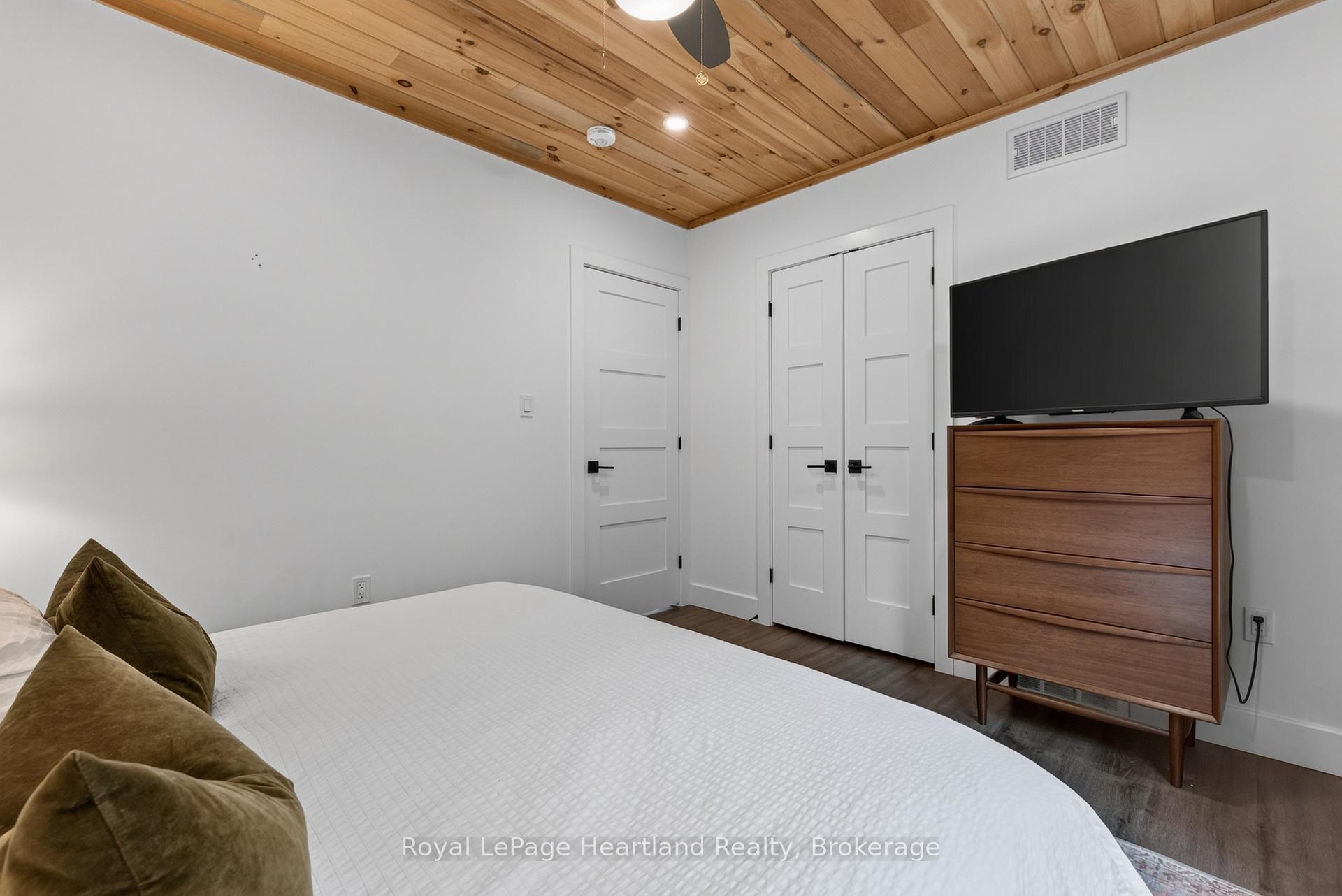 Photo 17 of 11 Maitland Avenue, Central Huron, Goderich — HOMEH