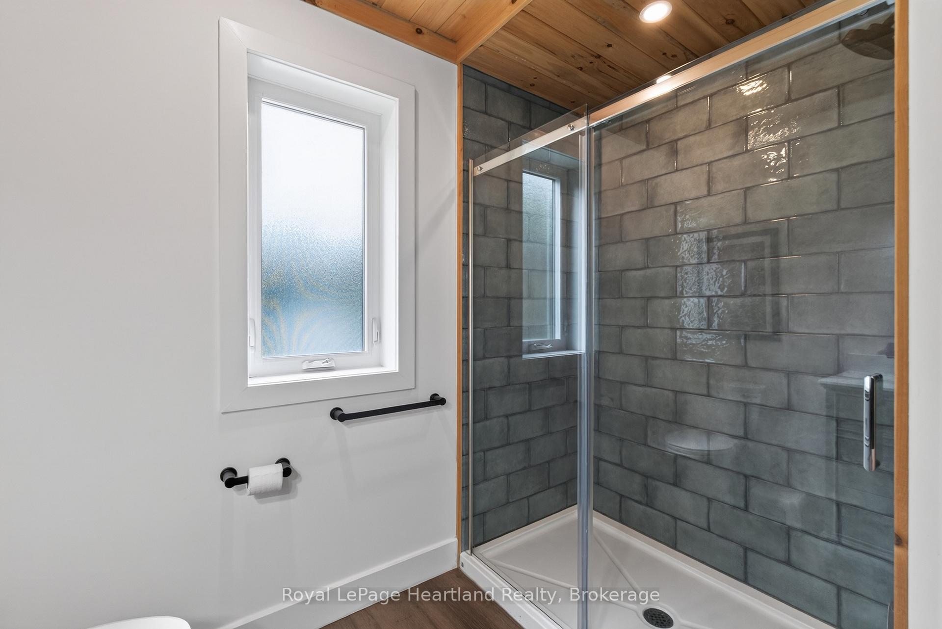 Photo 19 of 11 Maitland Avenue, Central Huron, Goderich — HOMEH