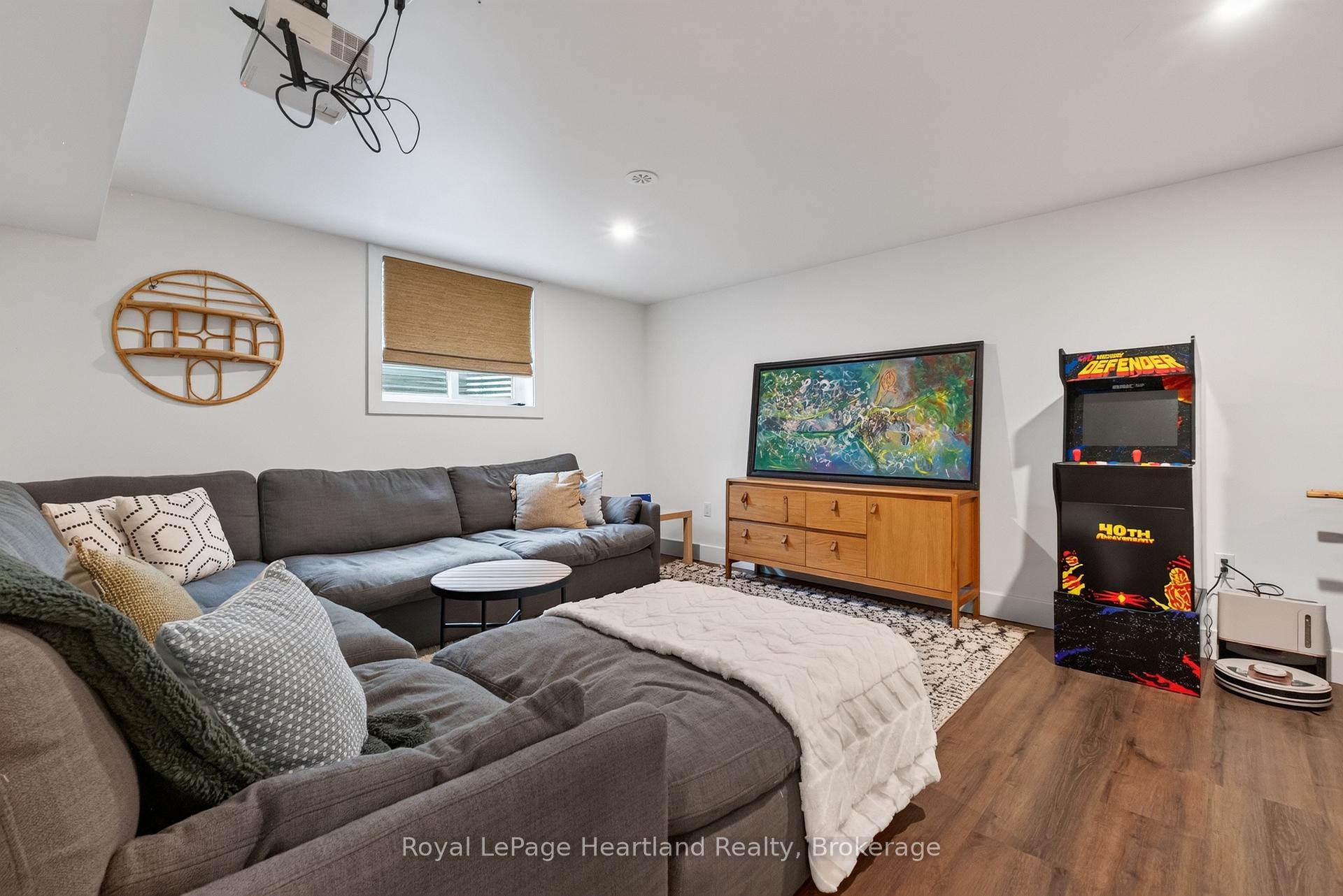 Photo 31 of 11 Maitland Avenue, Central Huron, Goderich — HOMEH