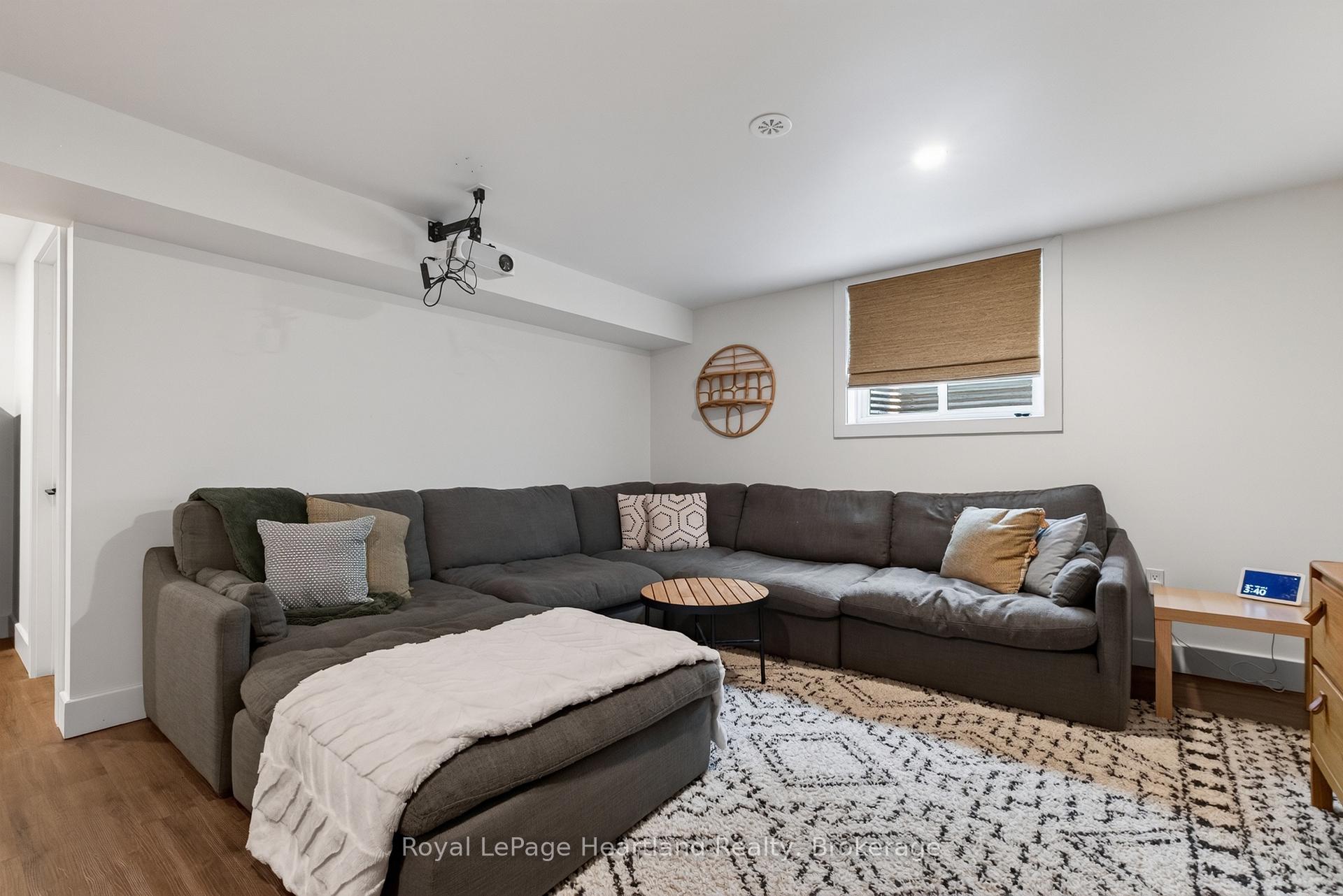 Photo 32 of 11 Maitland Avenue, Central Huron, Goderich — HOMEH
