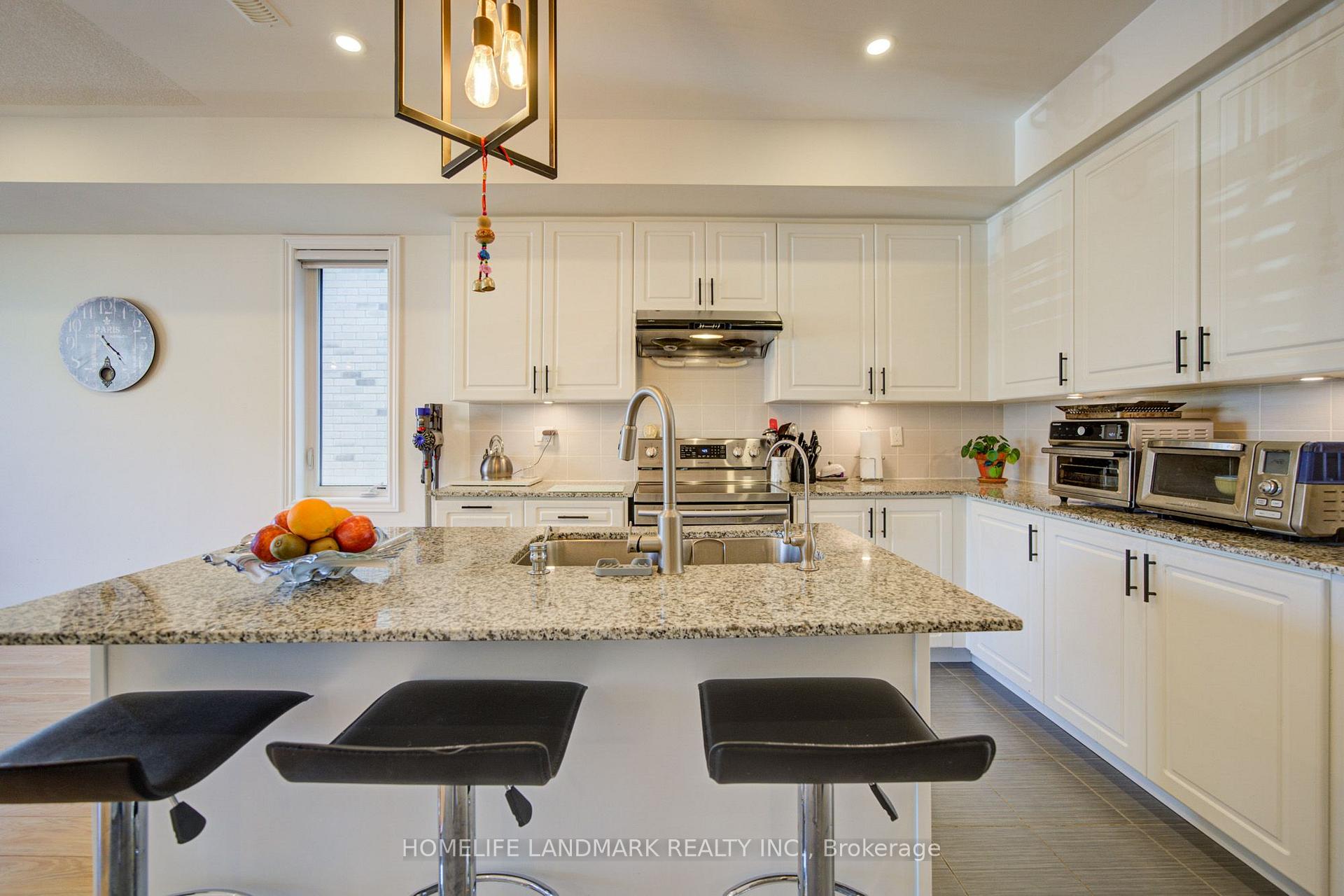 Photo 14 of 97 Cornell Centre Boulevard, Markham, Cornell — HOMEH