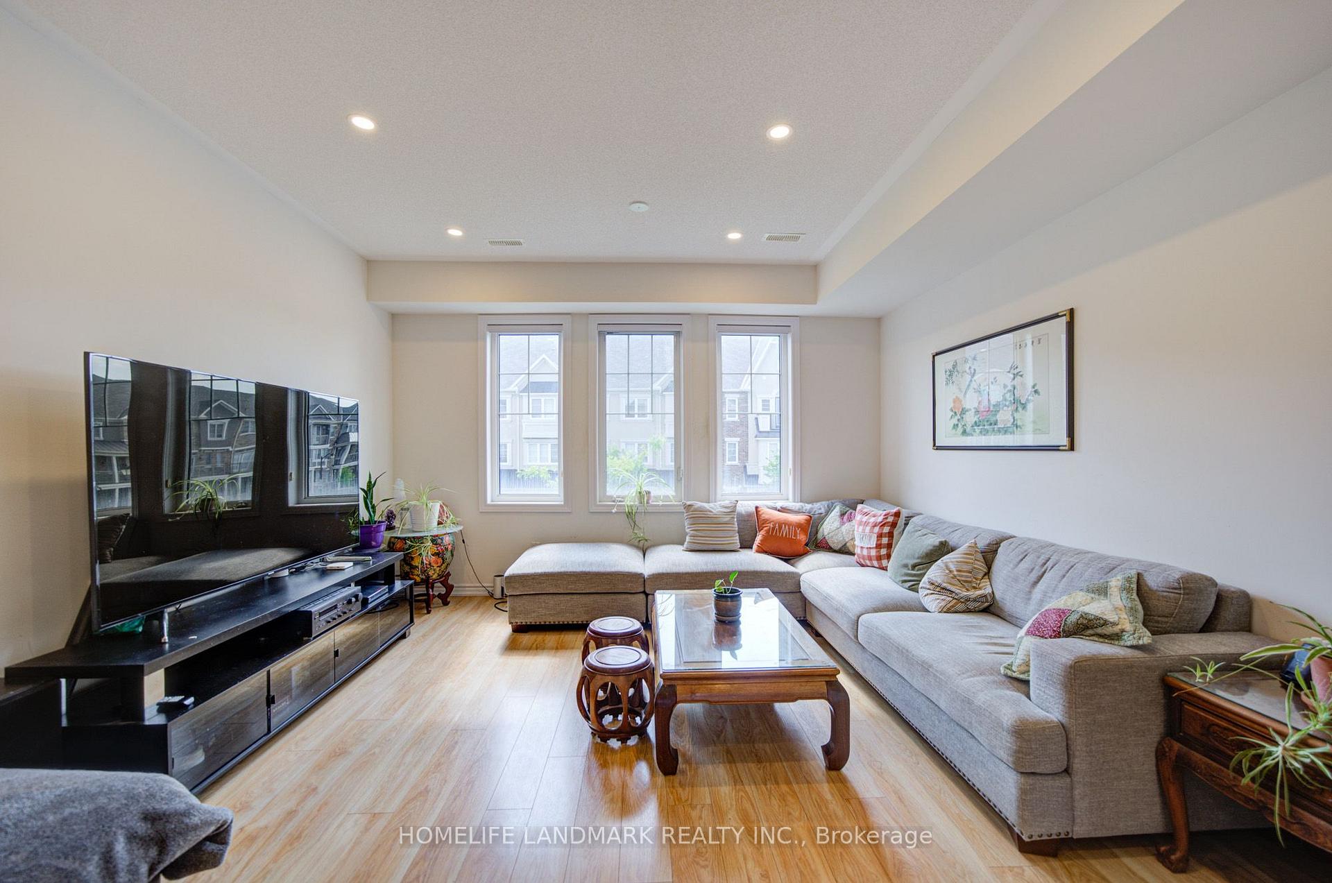 Photo 24 of 97 Cornell Centre Boulevard, Markham, Cornell — HOMEH