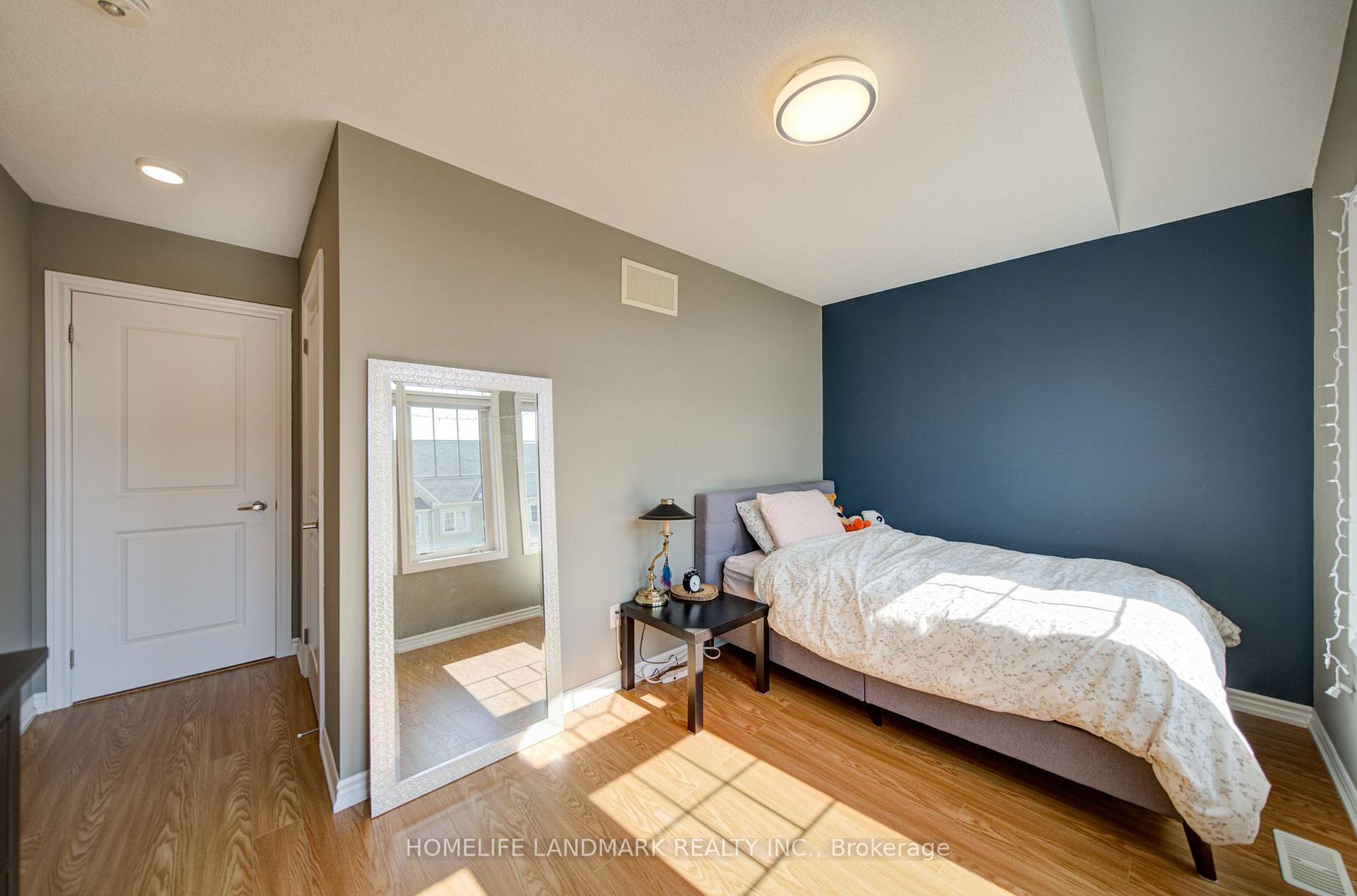 Photo 35 of 97 Cornell Centre Boulevard, Markham, Cornell — HOMEH