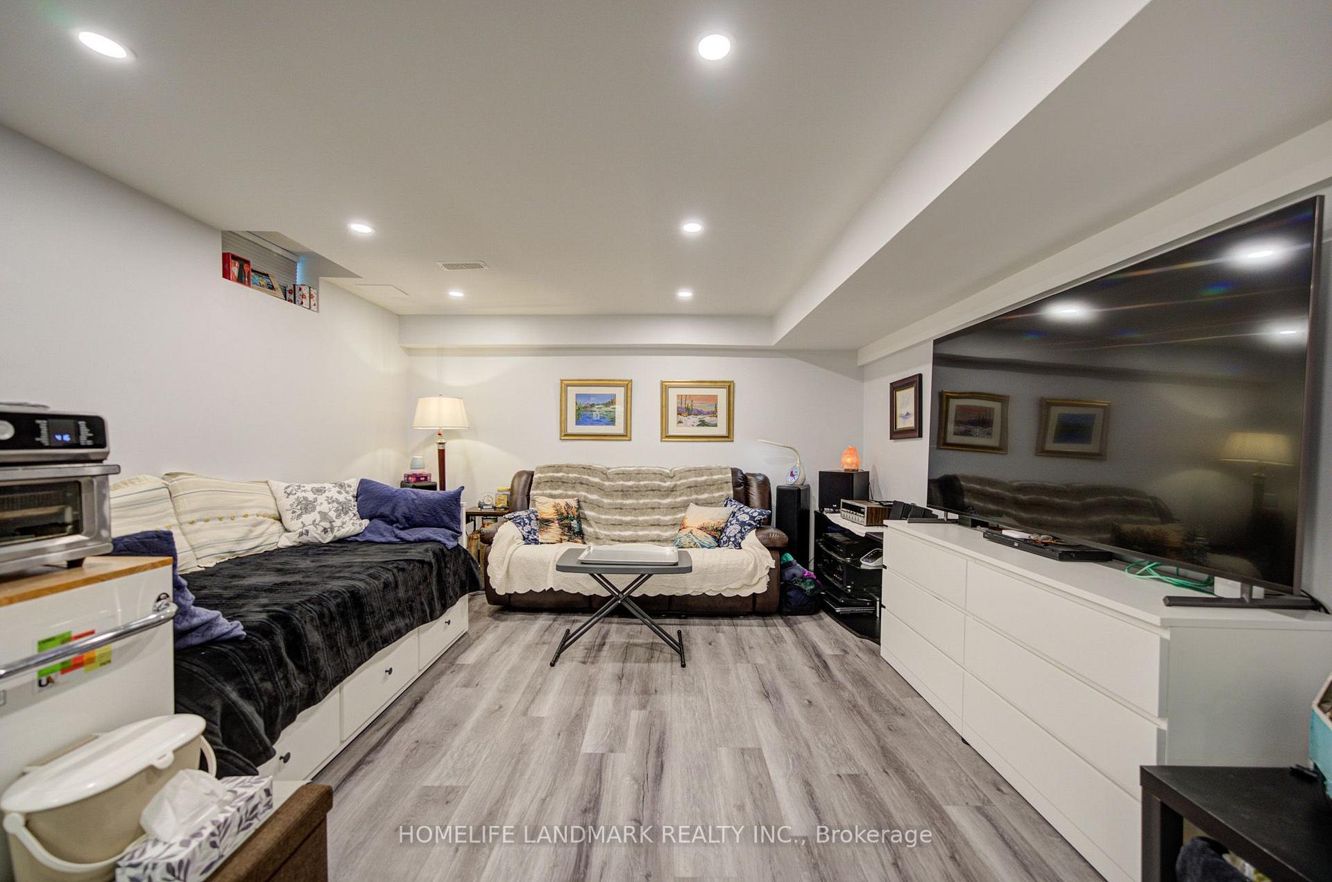 Photo 43 of 97 Cornell Centre Boulevard, Markham, Cornell — HOMEH