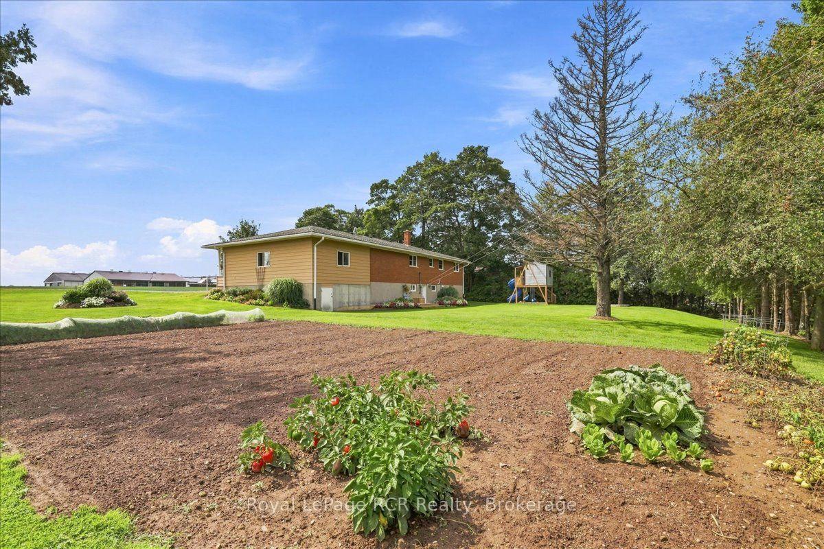 Photo 8 of 6302 Perth Line 88, North Perth, Gowanstown — HOMEH