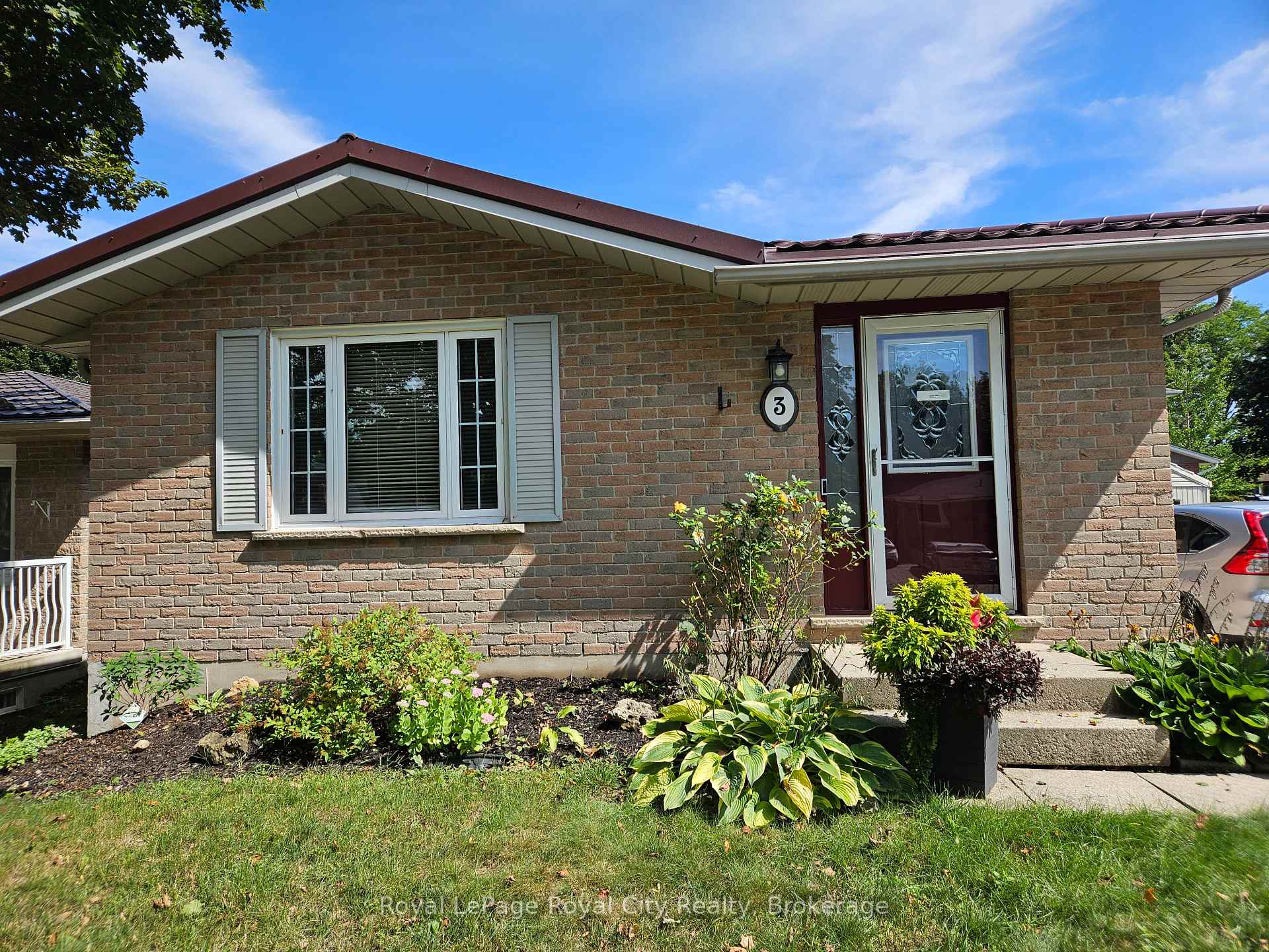 Photo 1 of 3 Joyce Place, Guelph, Grange Road — HOMEH