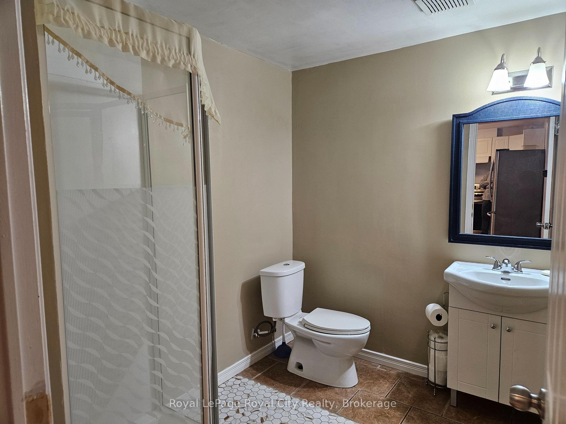 Photo 10 of 3 Joyce Place, Guelph, Grange Road — HOMEH