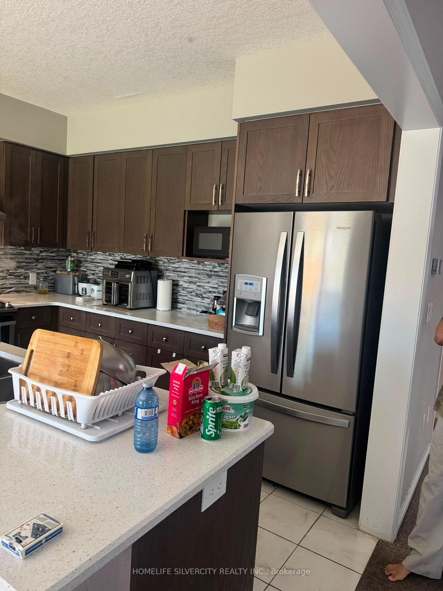 Photo 8 of 505 Florencedale Crescent, Kitchener, Huron Park — HOMEH