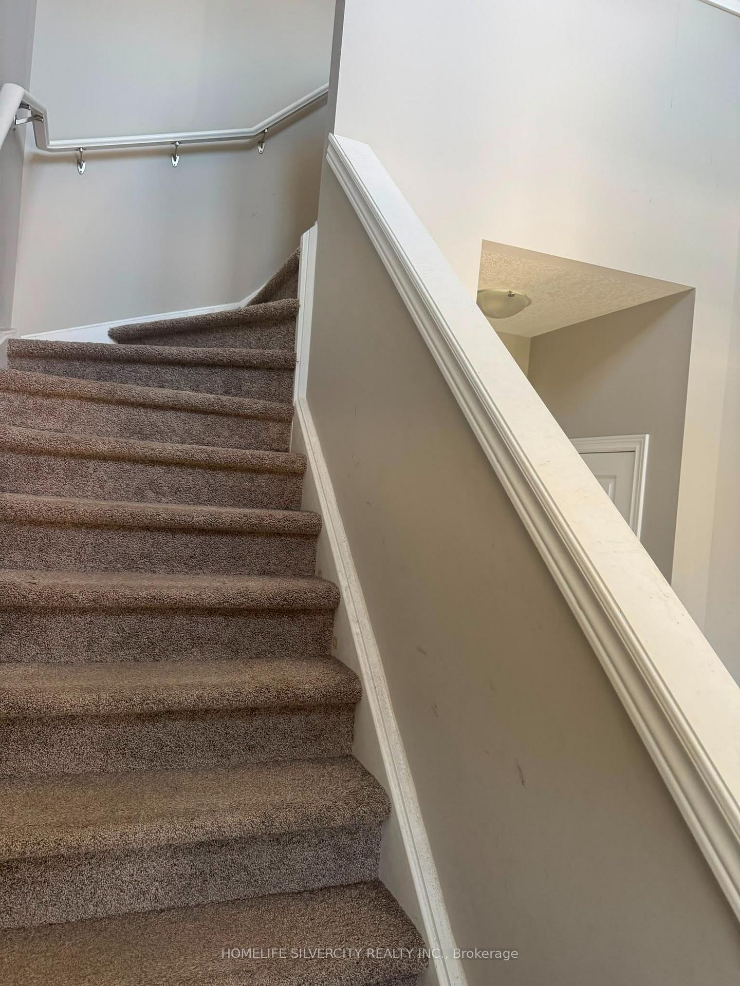 Photo 12 of 505 Florencedale Crescent, Kitchener, Huron Park — HOMEH