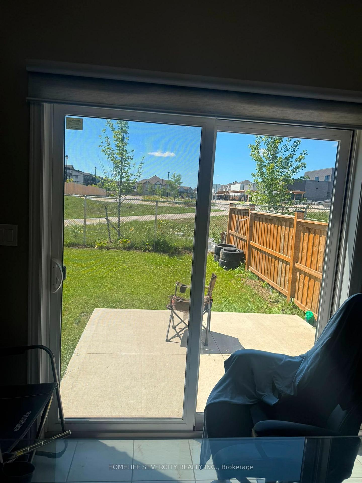 Photo 13 of 505 Florencedale Crescent, Kitchener, Huron Park — HOMEH