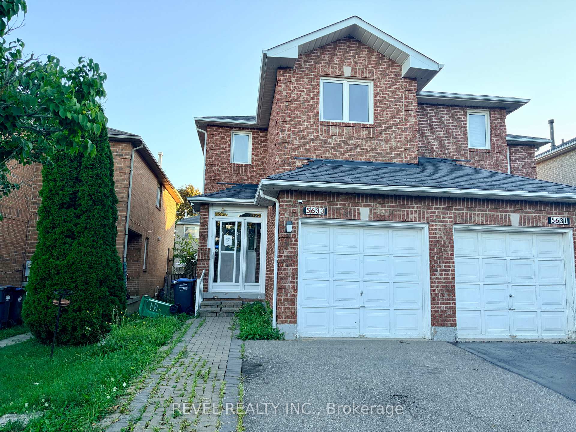 Photo 2 of 5633 Cortina Crescent, Mississauga, Hurontario — HOMEH