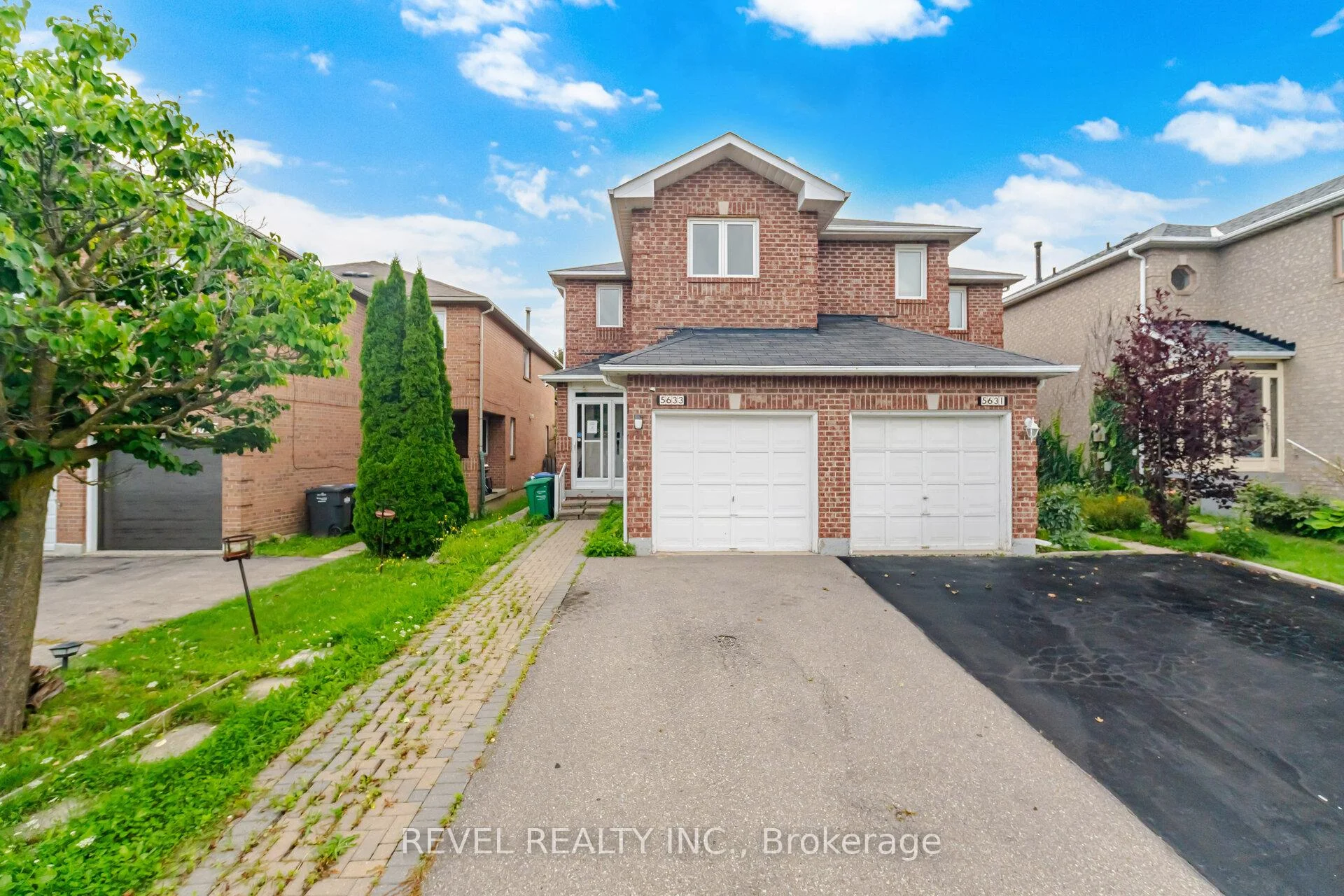 Photo 1 of 5633 Cortina Crescent, Mississauga, Hurontario — HOMEH
