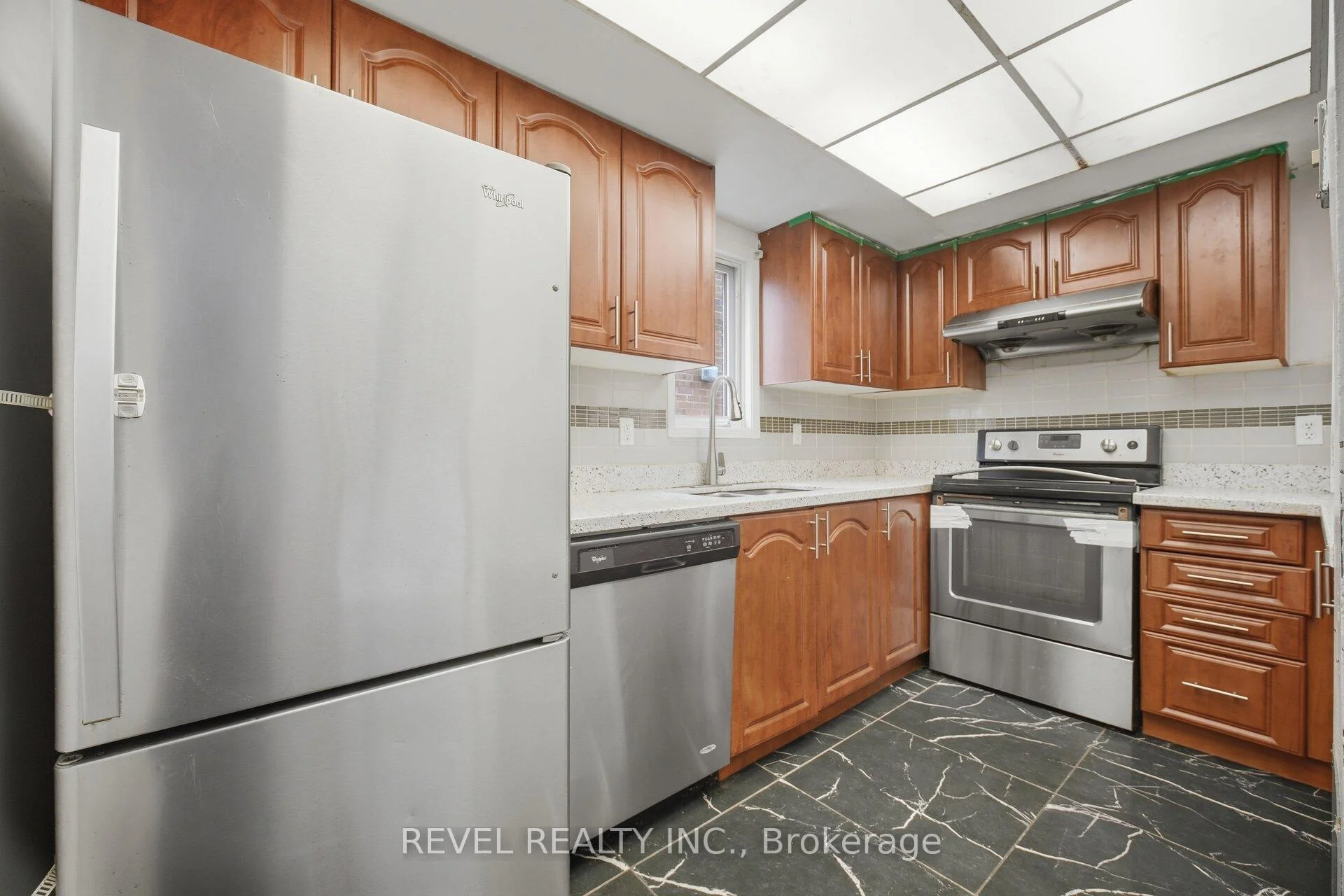 Photo 12 of 5633 Cortina Crescent, Mississauga, Hurontario — HOMEH