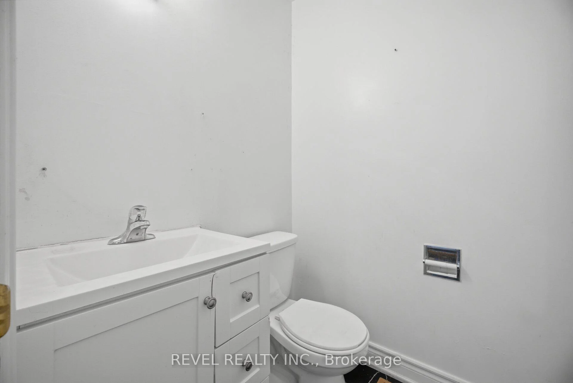 Photo 16 of 5633 Cortina Crescent, Mississauga, Hurontario — HOMEH