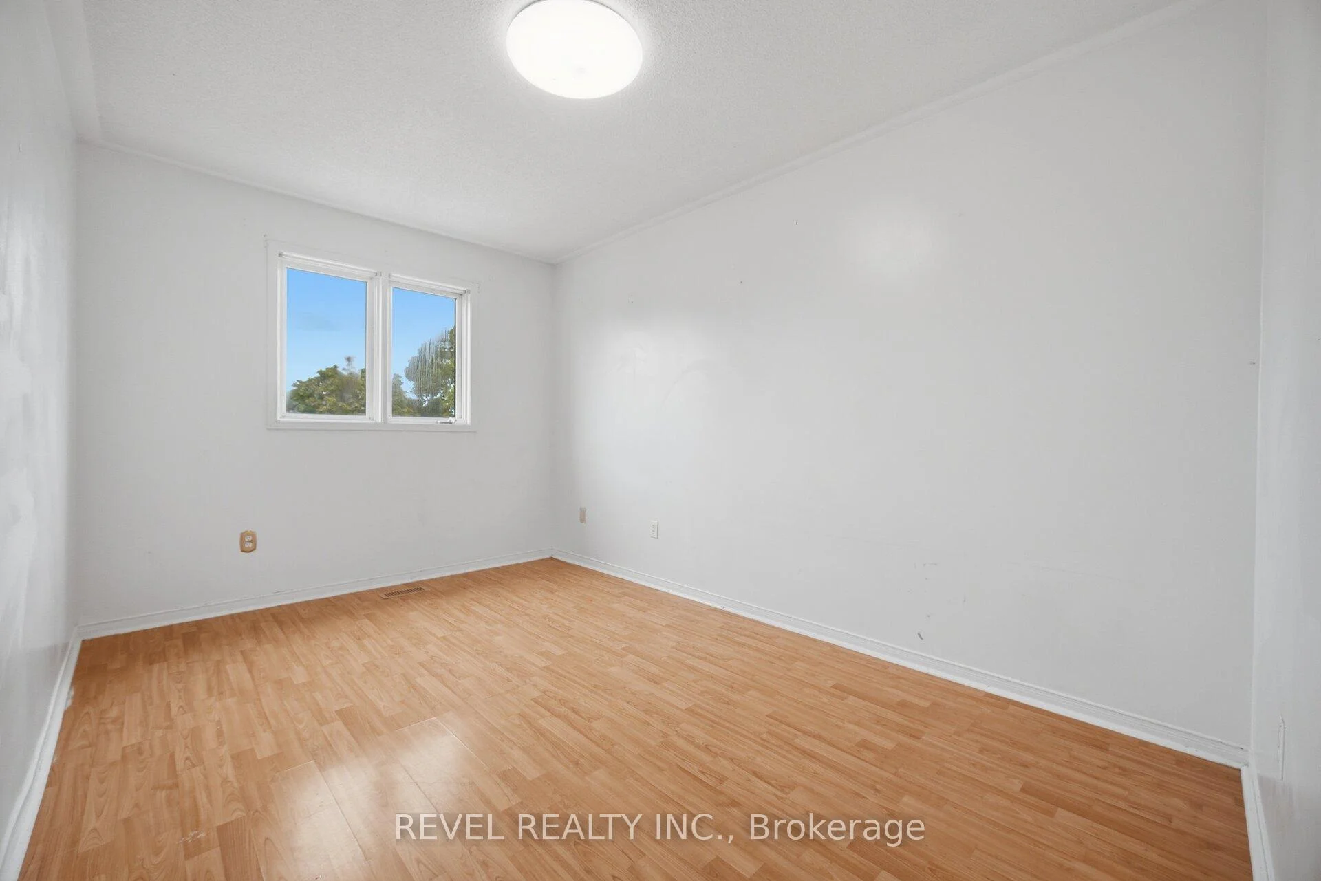Photo 23 of 5633 Cortina Crescent, Mississauga, Hurontario — HOMEH