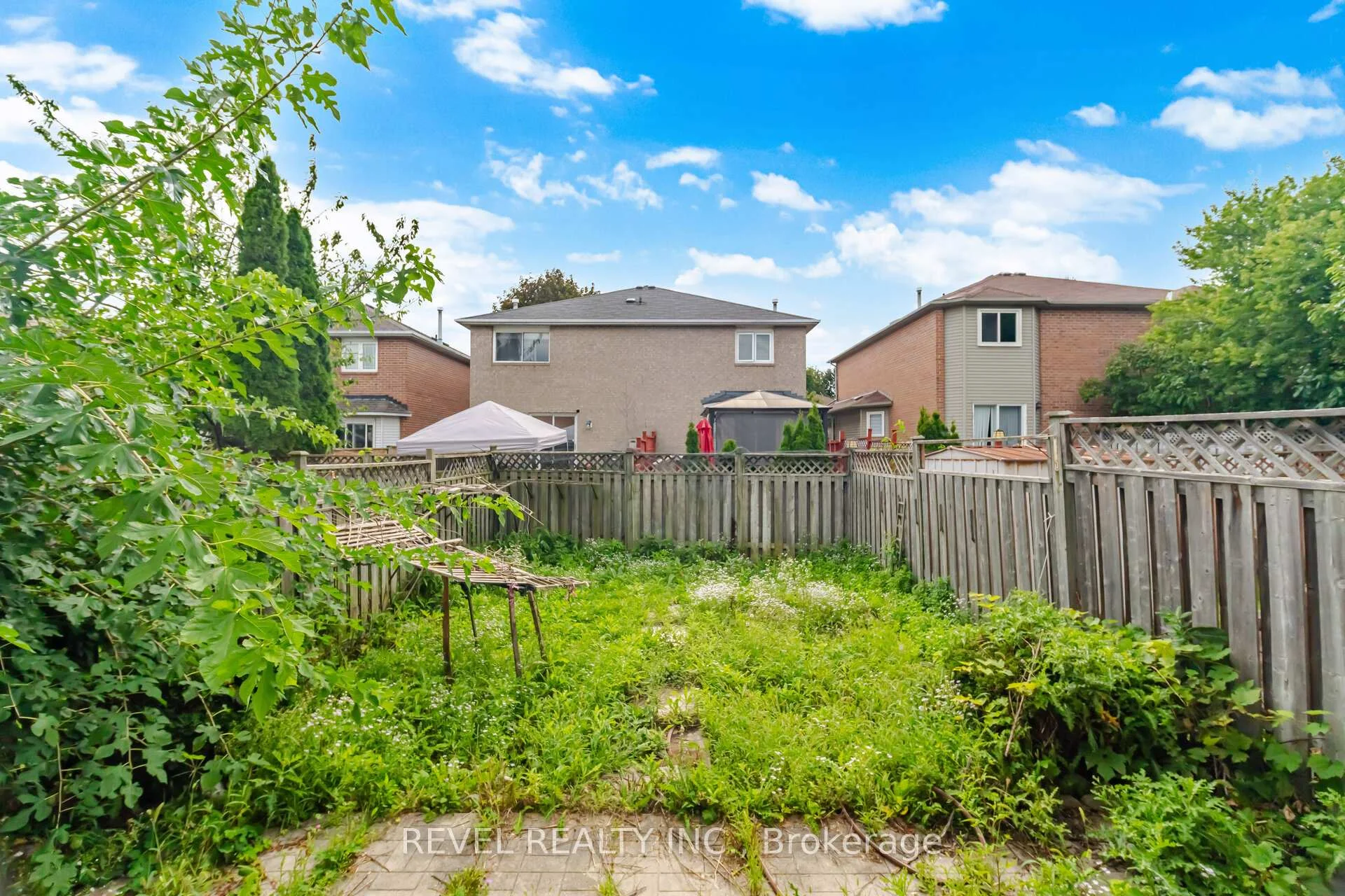 Photo 38 of 5633 Cortina Crescent, Mississauga, Hurontario — HOMEH