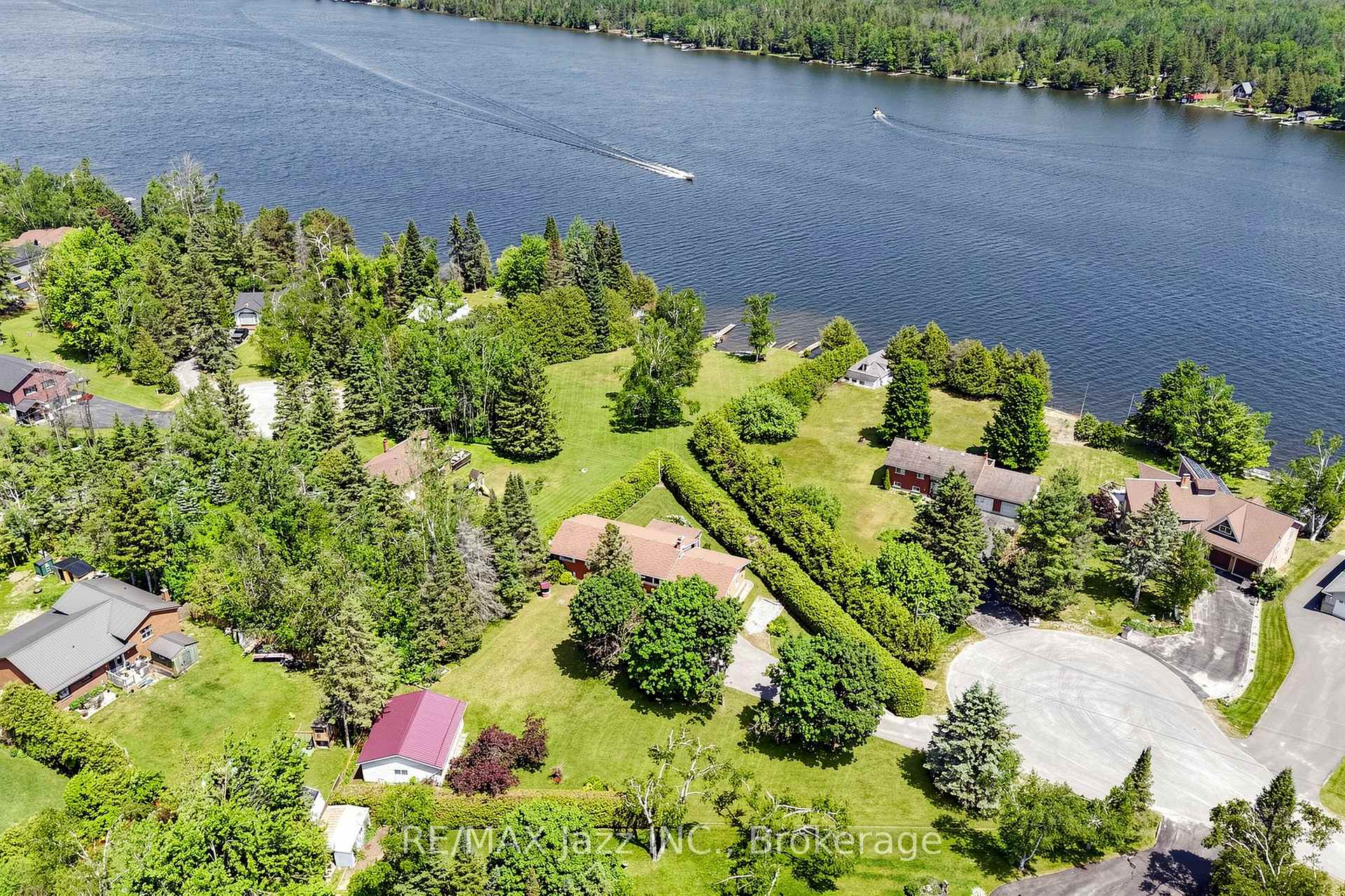 Photo 1 of 15 Beavers Lane, Kawartha Lakes, Woodville — HOMEH