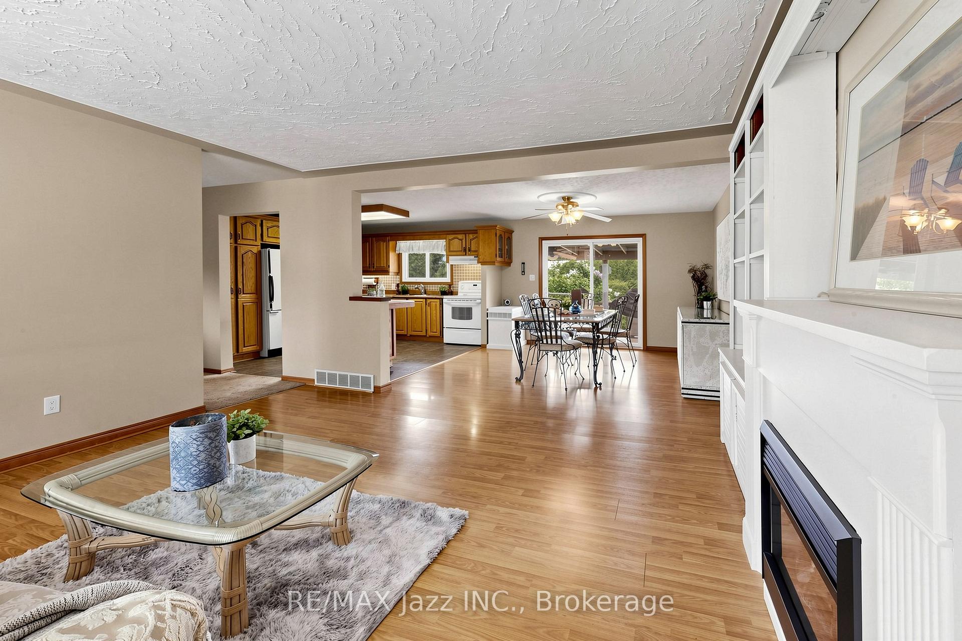 Photo 11 of 15 Beavers Lane, Kawartha Lakes, Woodville — HOMEH