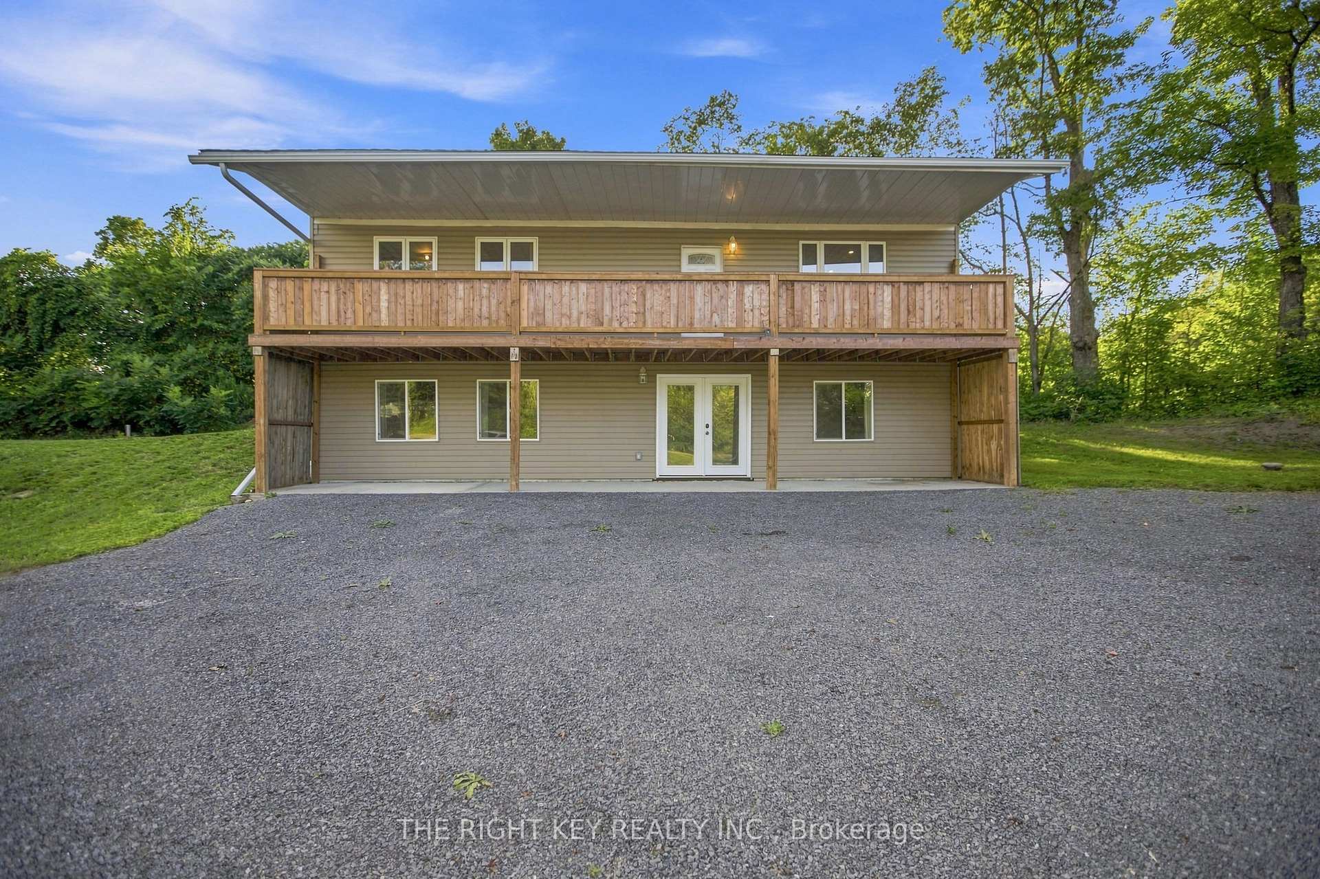 Photo 1 of 16 Stacey Drive, McNab/Braeside, Mcnab/Braeside Twps — HOMEH