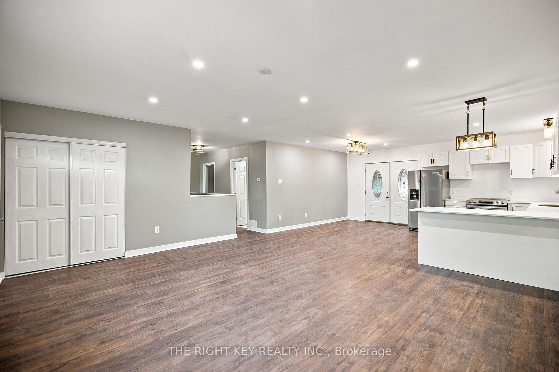 Photo 7 of 16 Stacey Drive, McNab/Braeside, Mcnab/Braeside Twps — HOMEH