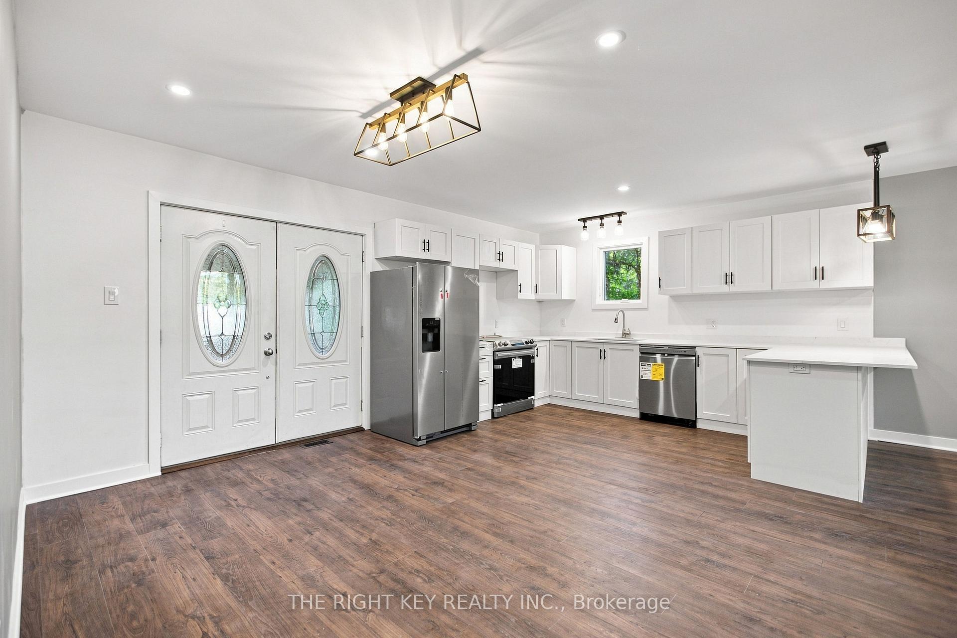 Photo 8 of 16 Stacey Drive, McNab/Braeside, Mcnab/Braeside Twps — HOMEH