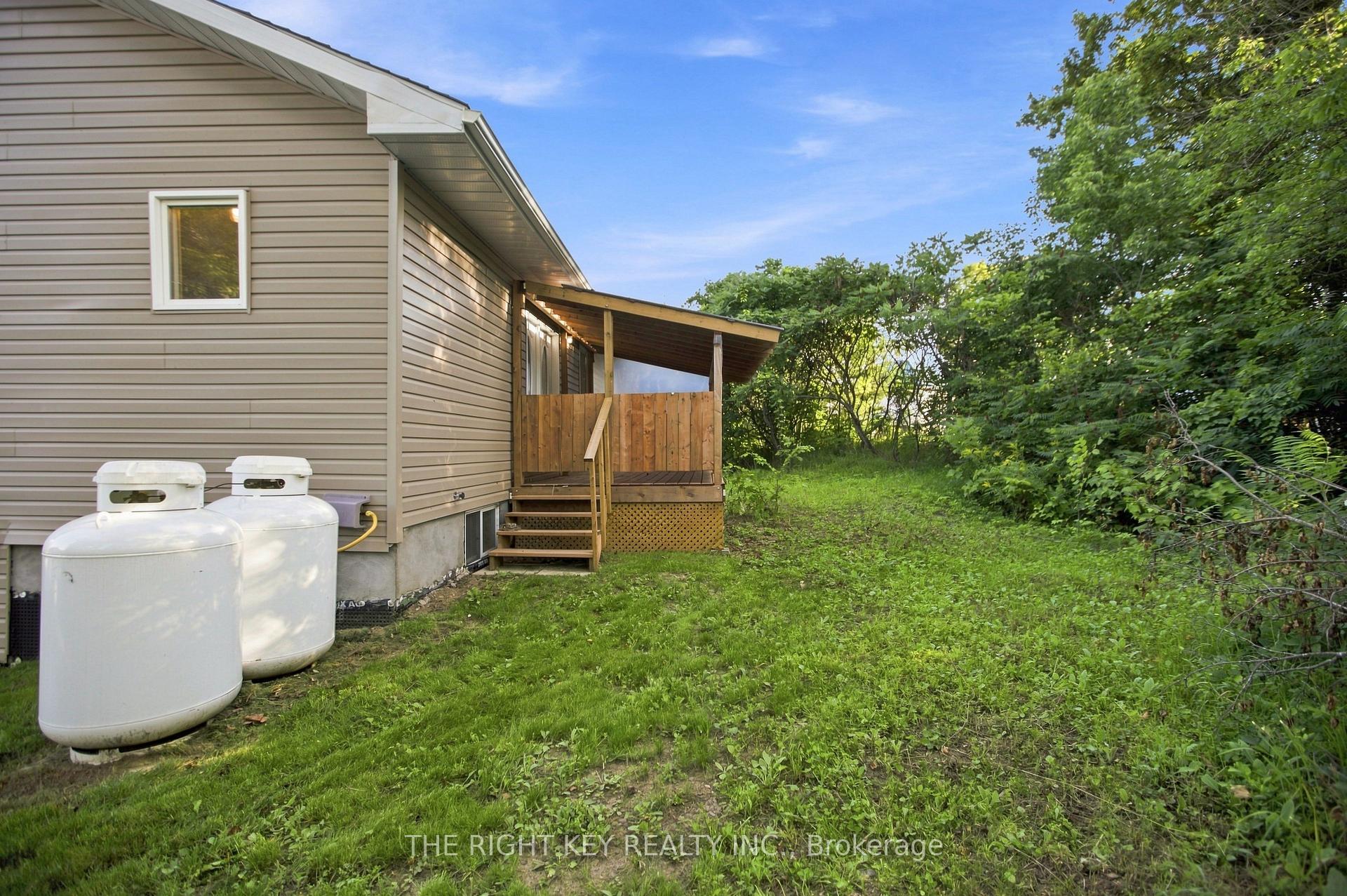 Photo 30 of 16 Stacey Drive, McNab/Braeside, Mcnab/Braeside Twps — HOMEH