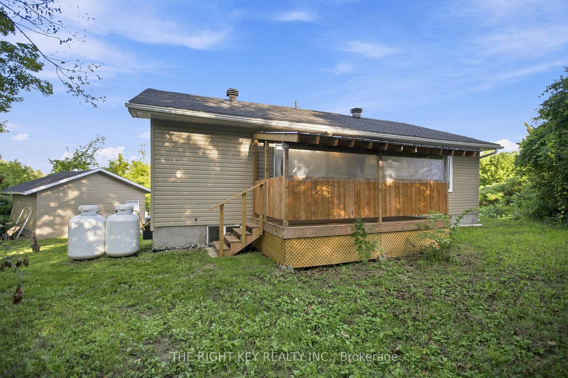 Photo 31 of 16 Stacey Drive, McNab/Braeside, Mcnab/Braeside Twps — HOMEH