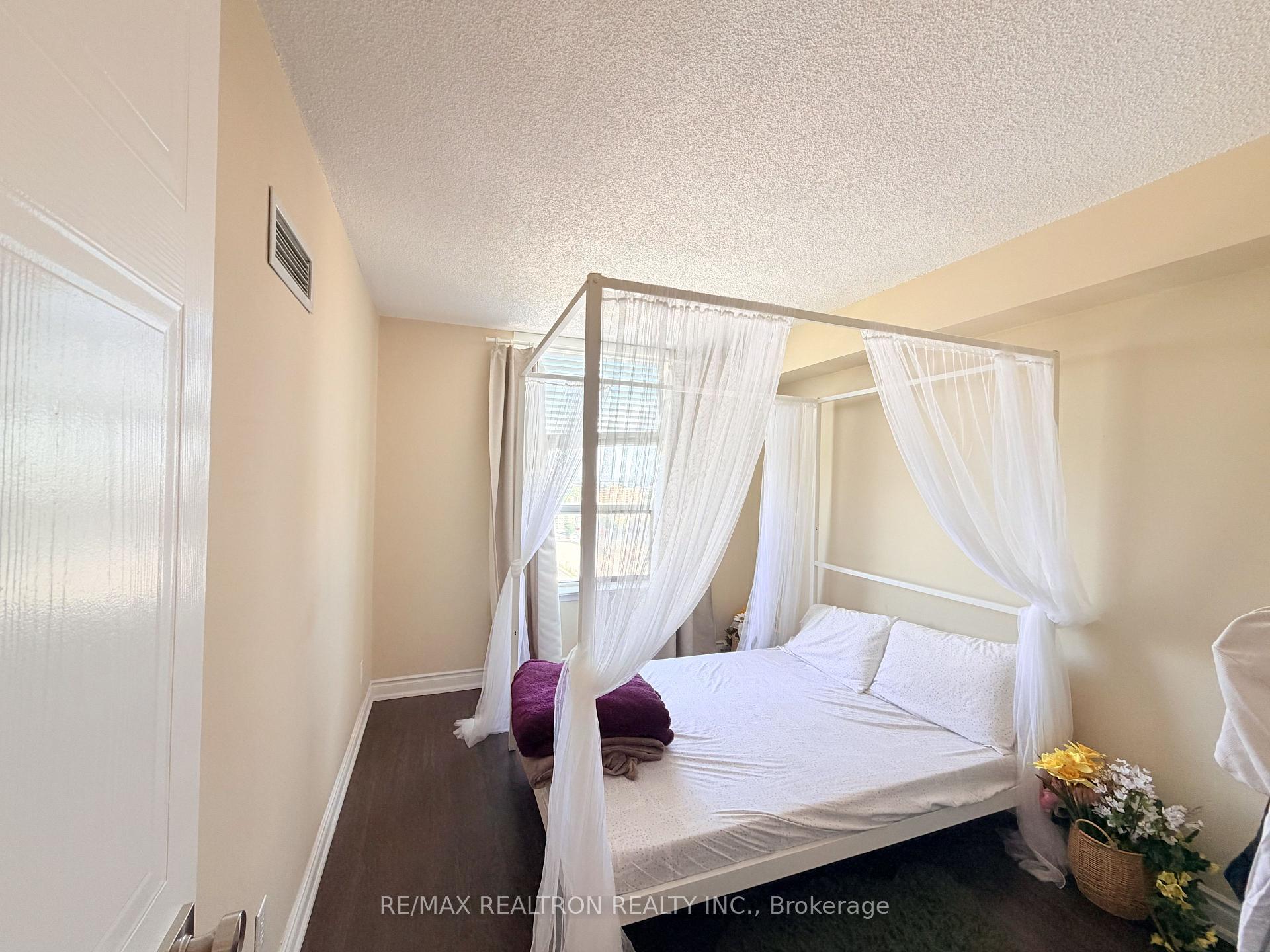 Photo 28 of Unit 2015, 135 Hillcrest Avenue, Mississauga, Cooksville — HOMEH