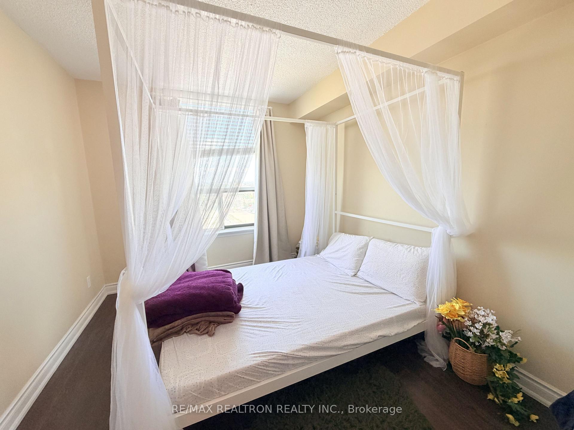 Photo 30 of Unit 2015, 135 Hillcrest Avenue, Mississauga, Cooksville — HOMEH