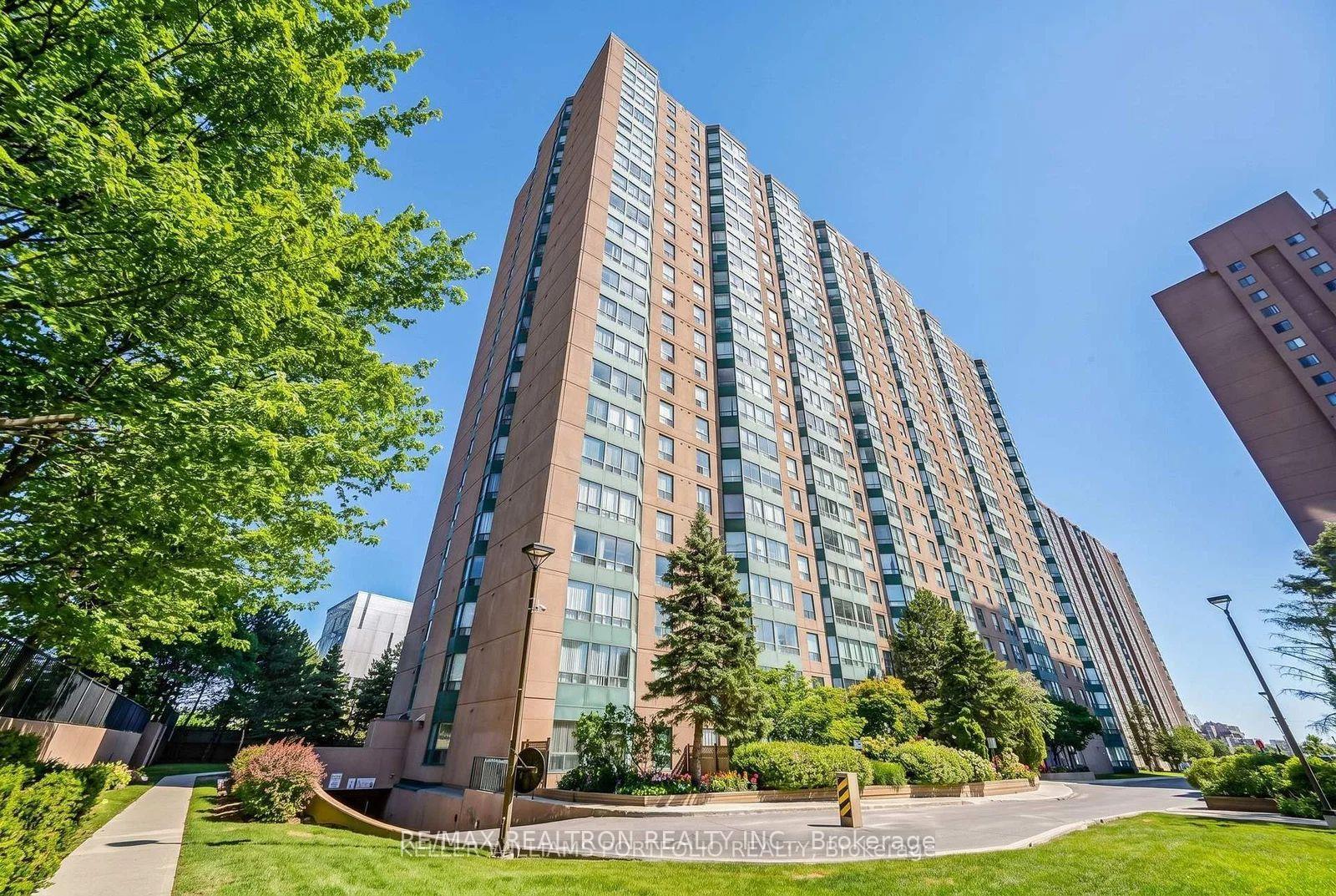 Photo 33 of Unit 2015, 135 Hillcrest Avenue, Mississauga, Cooksville — HOMEH