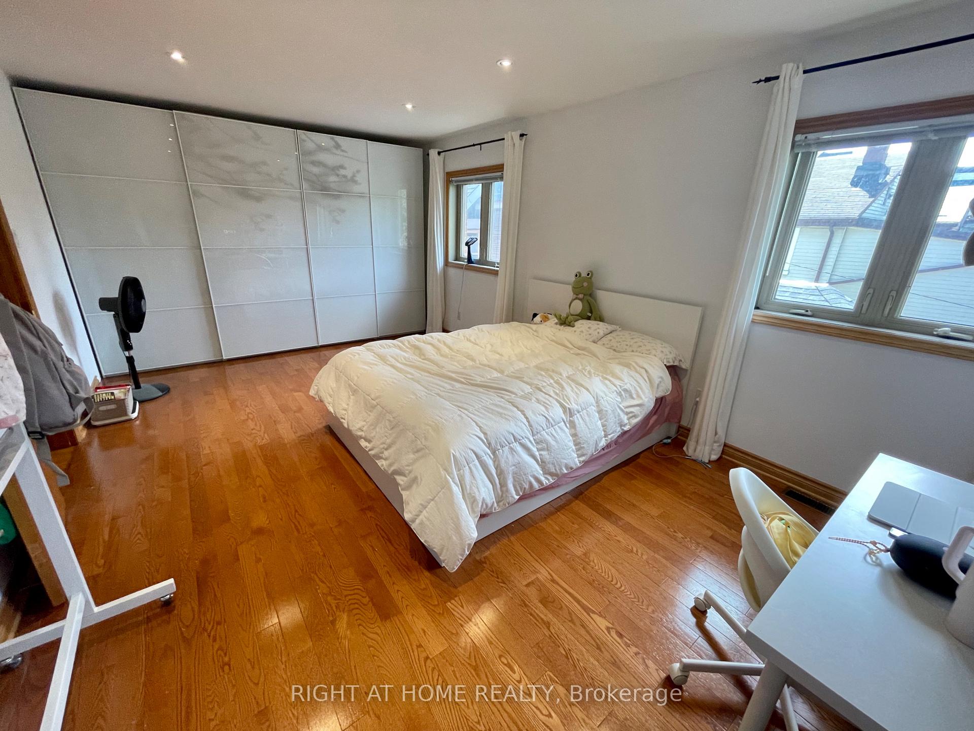 Photo 15 of 40 Bellevue Avenue, Toronto, Kensington-Chinatown — HOMEH