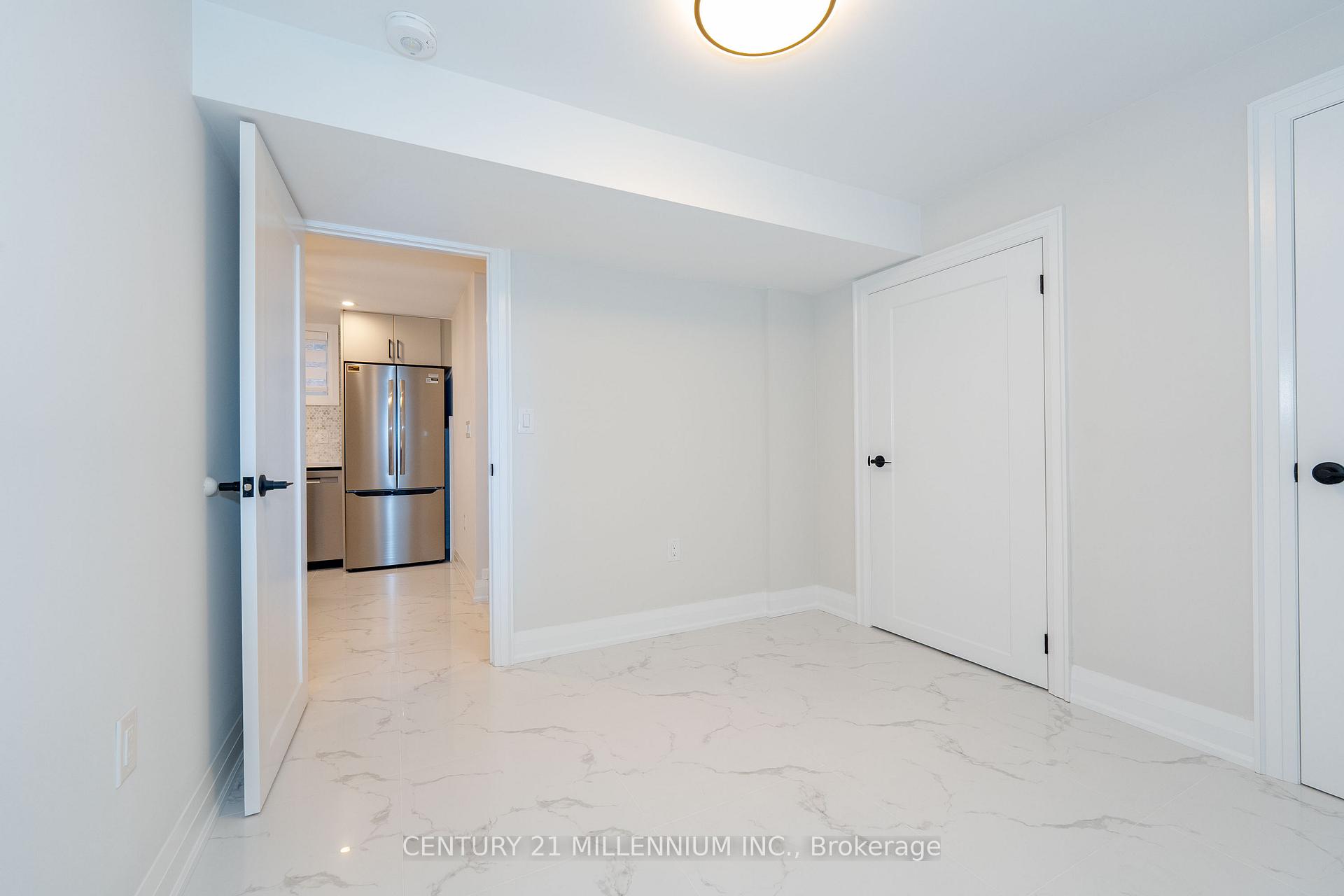 Photo 4 of Unit B, 31 Mariposa Avenue, Toronto, Rockcliffe-Smythe — HOMEH
