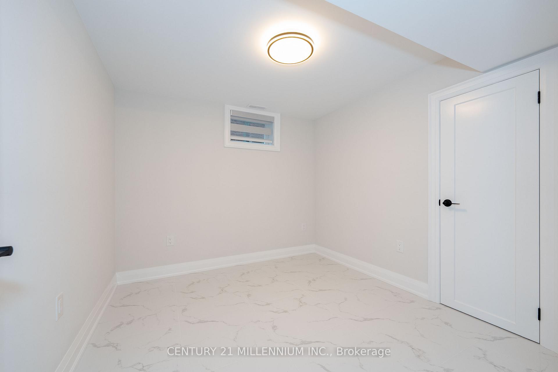 Photo 5 of Unit B, 31 Mariposa Avenue, Toronto, Rockcliffe-Smythe — HOMEH