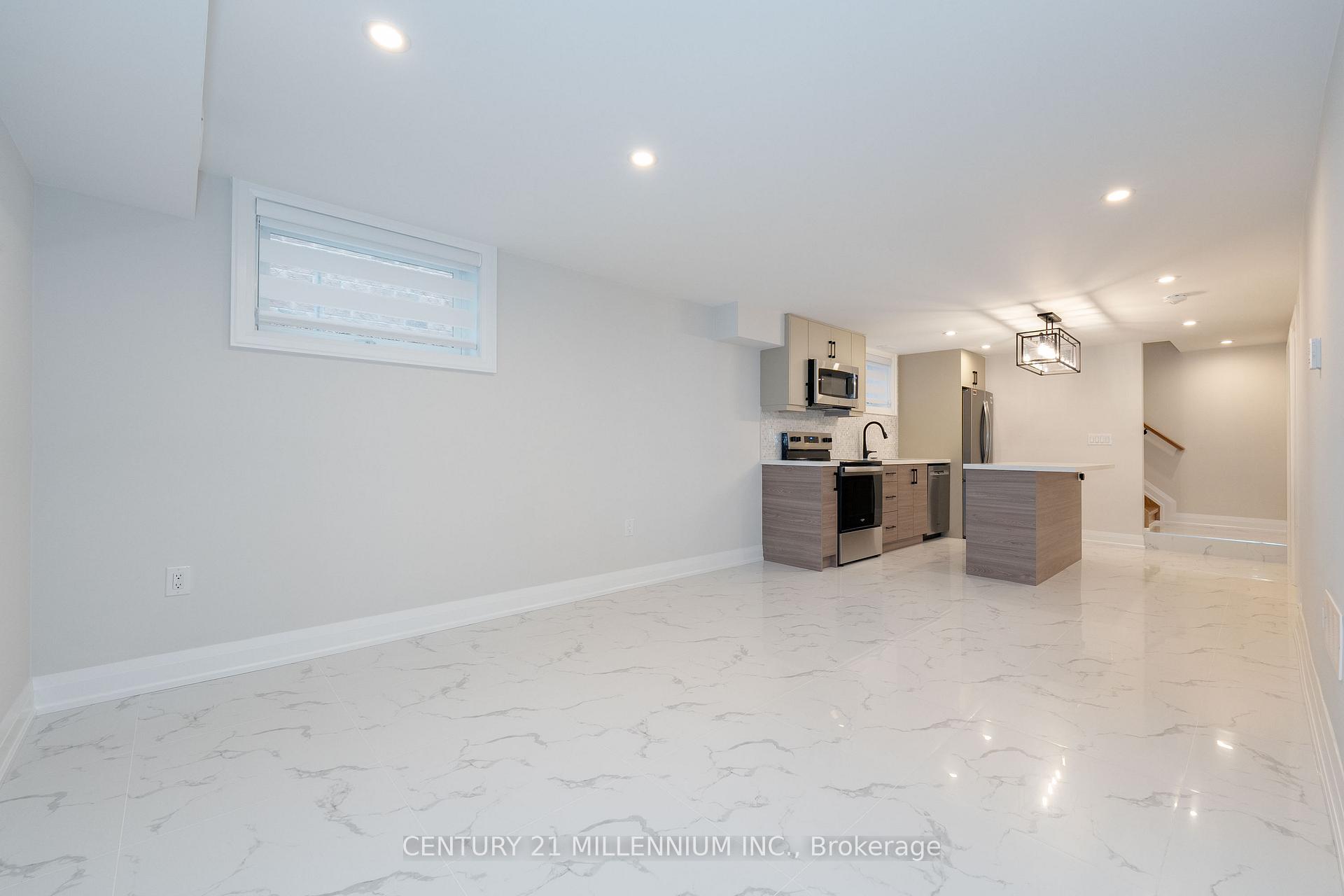 Photo 16 of Unit B, 31 Mariposa Avenue, Toronto, Rockcliffe-Smythe — HOMEH