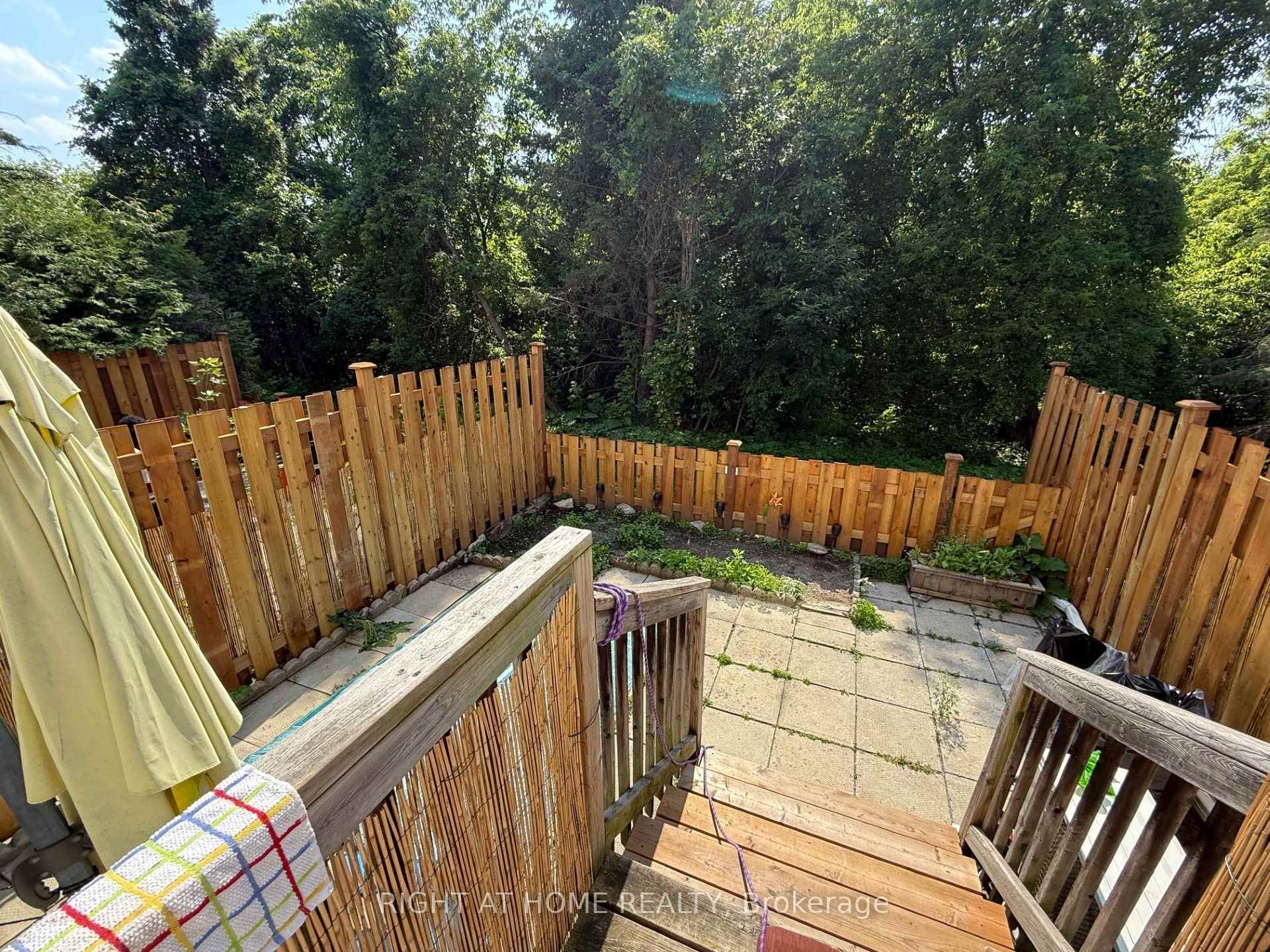 Photo 13 of Unit 2, 1171 Priory Lane, Ottawa, Convent Glen North — HOMEH