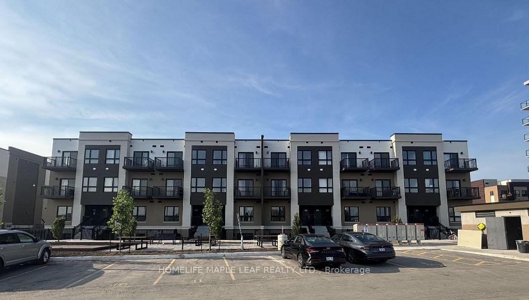 Photo 1 of Unit Q7, 25 Palace Street, Kitchener, Laurentian Hills — HOMEH