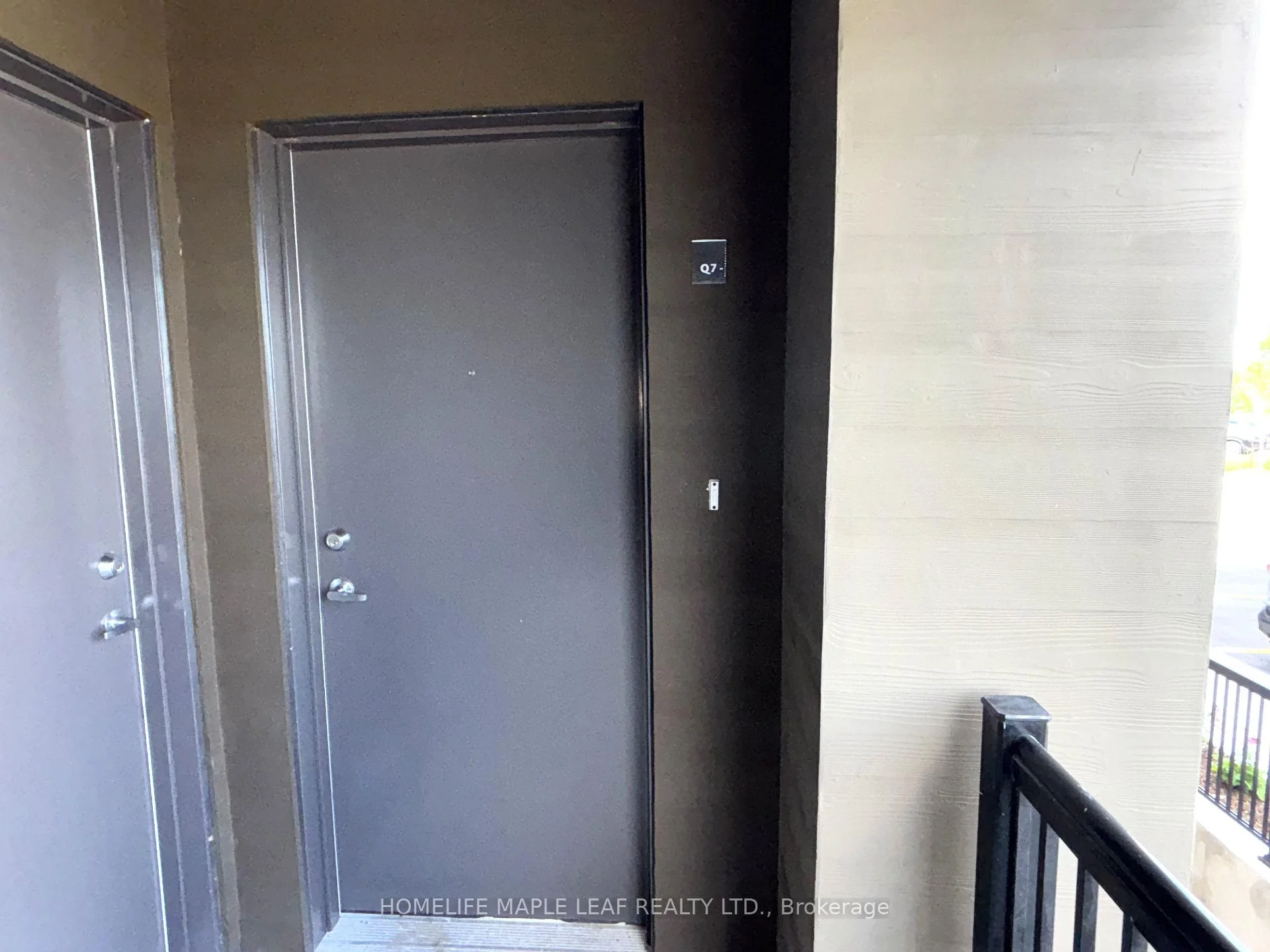 Photo 2 of Unit Q7, 25 Palace Street, Kitchener, Laurentian Hills — HOMEH