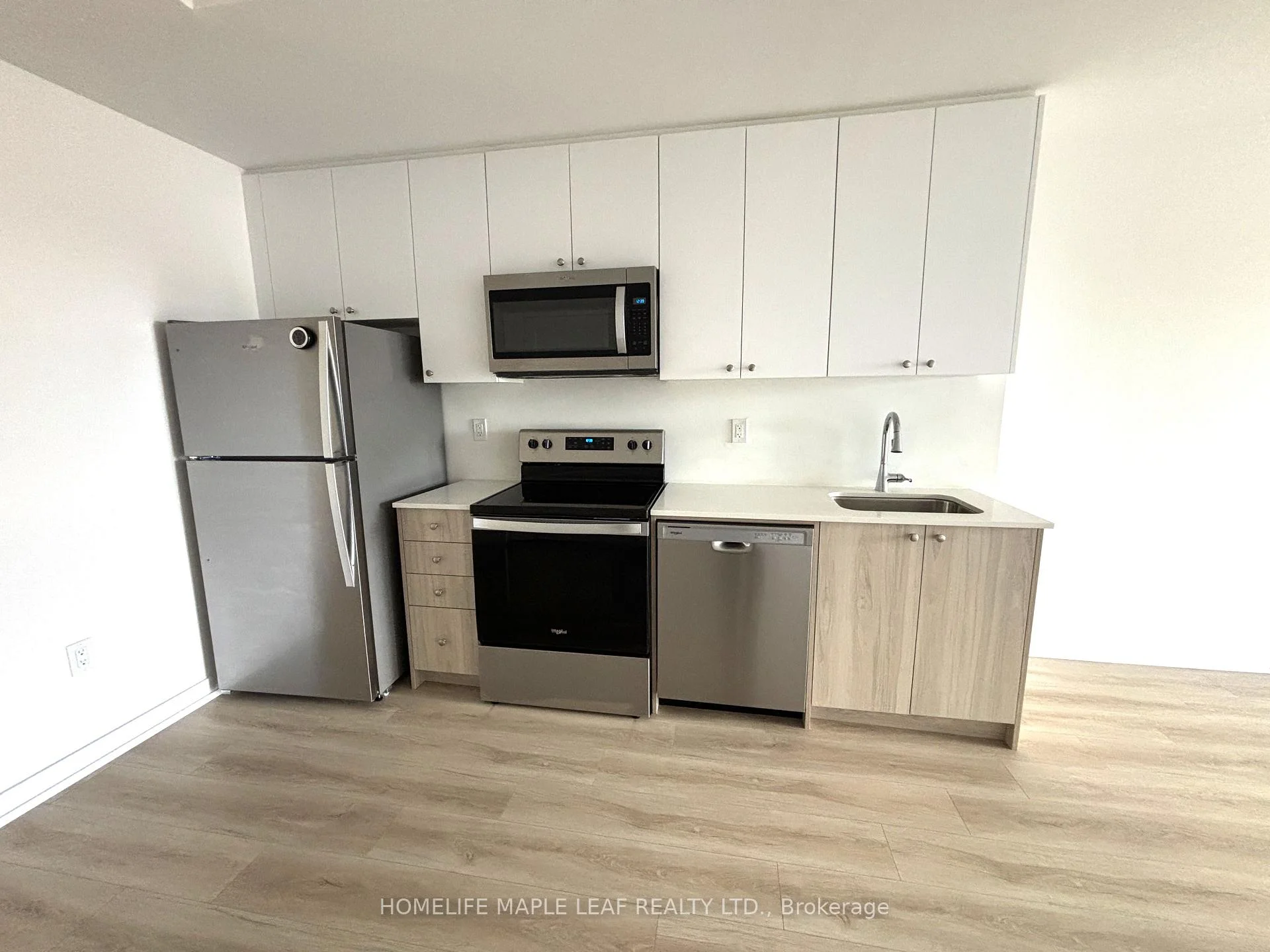 Photo 5 of Unit Q7, 25 Palace Street, Kitchener, Laurentian Hills — HOMEH
