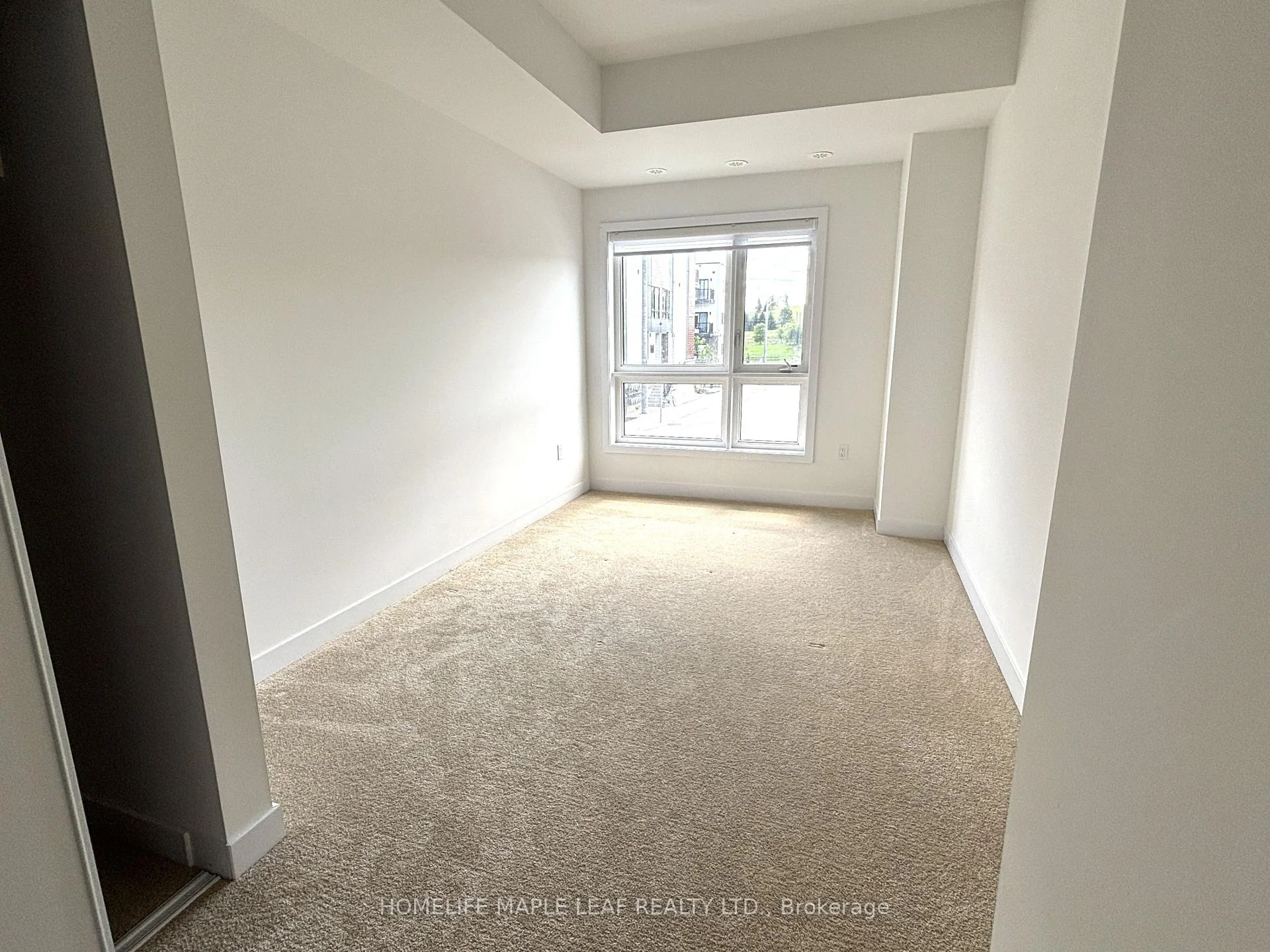 Photo 8 of Unit Q7, 25 Palace Street, Kitchener, Laurentian Hills — HOMEH