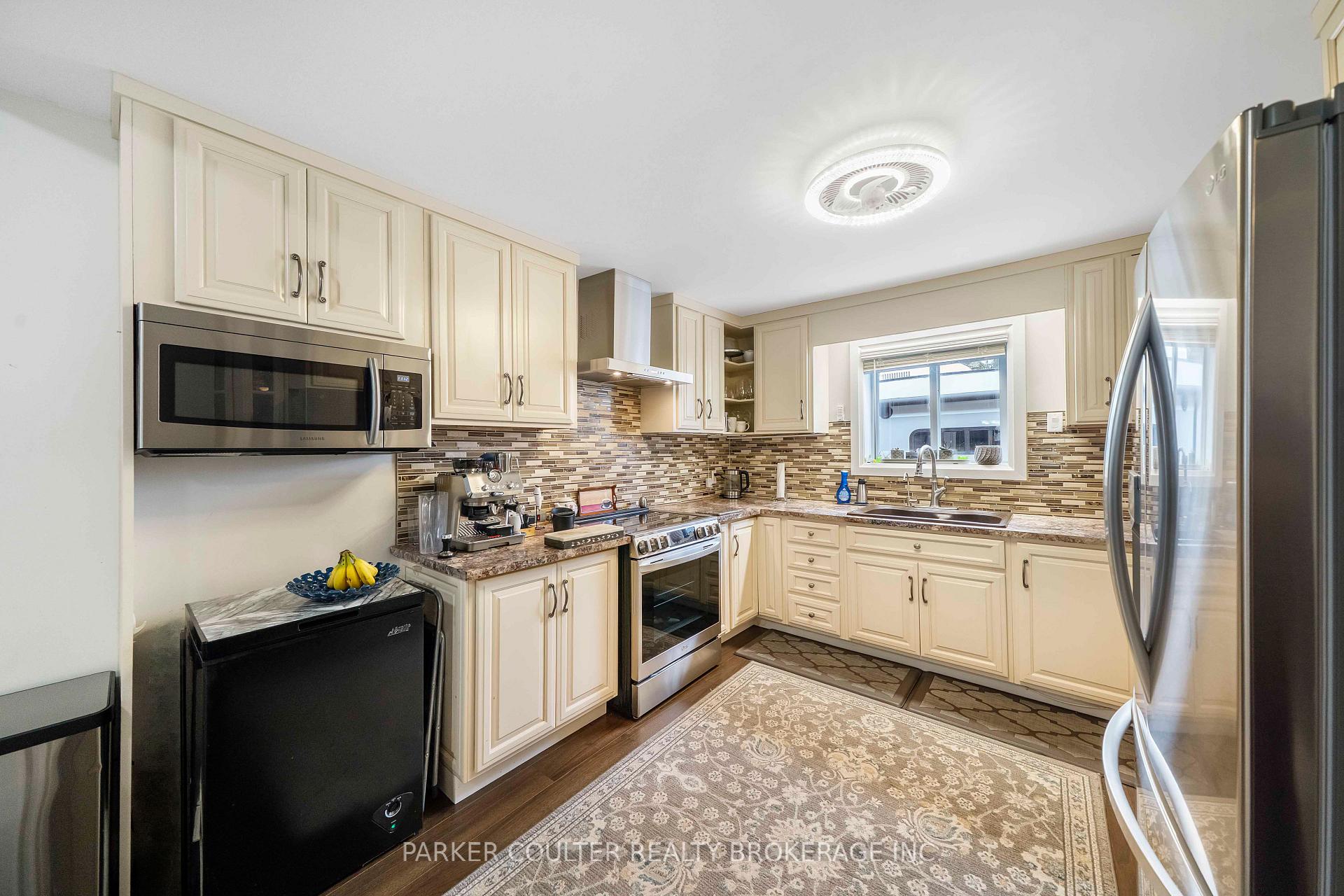 Photo 10 of 2510 25 Side Road, Innisfil, Alcona — HOMEH