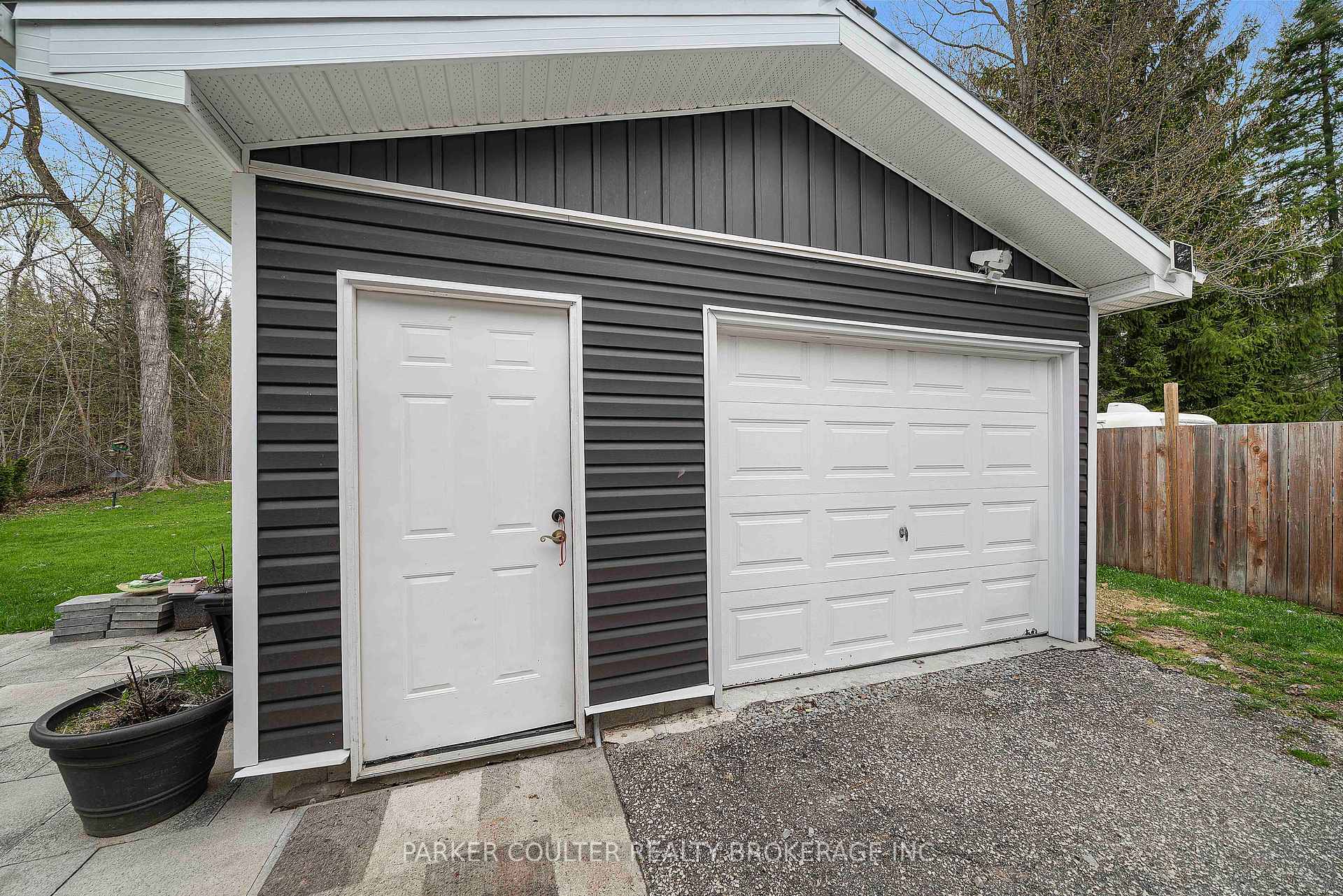 Photo 43 of 2510 25 Side Road, Innisfil, Alcona — HOMEH