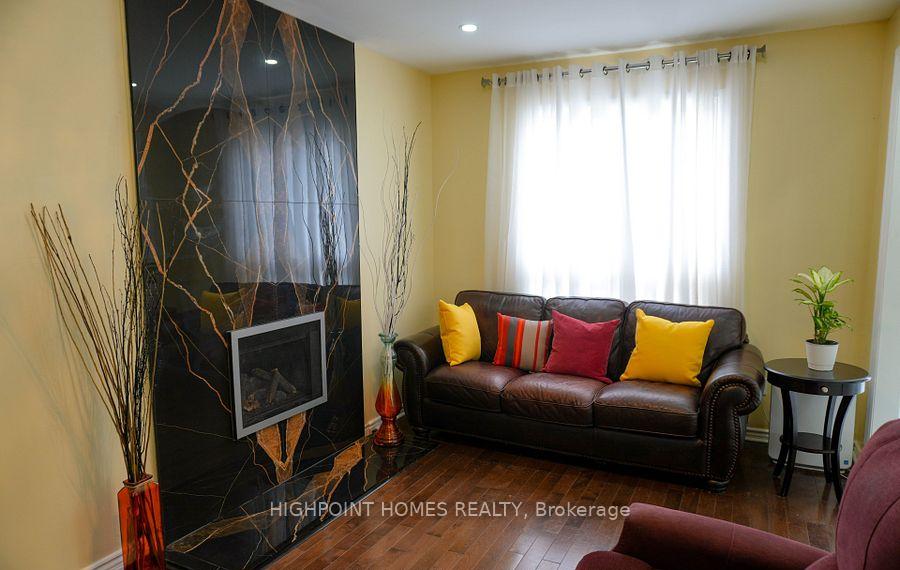 Photo 10 of 522 Powell Road, Whitby, Blue Grass Meadows — HOMEH