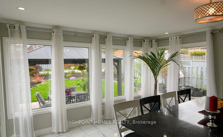 Photo 11 of 522 Powell Road, Whitby, Blue Grass Meadows — HOMEH