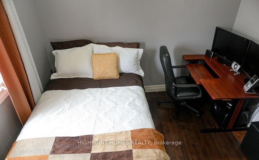 Photo 41 of 522 Powell Road, Whitby, Blue Grass Meadows — HOMEH